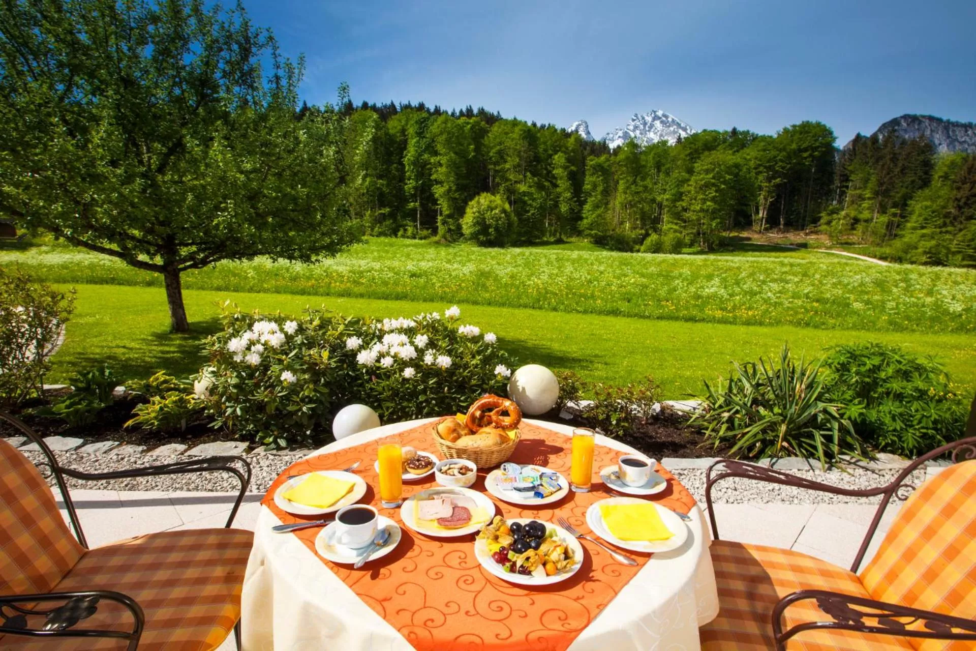 Restaurant/places to eat in Alm- & Wellnesshotel Alpenhof