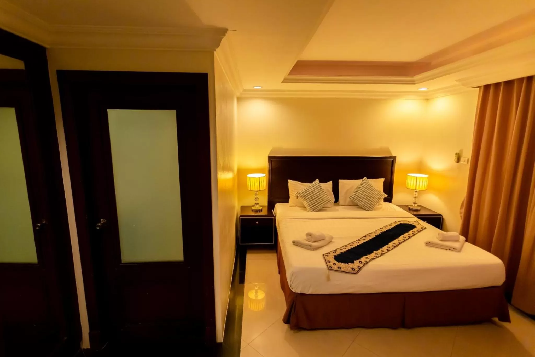 Photo of the whole room, Bed in Ivory Palace Hotel