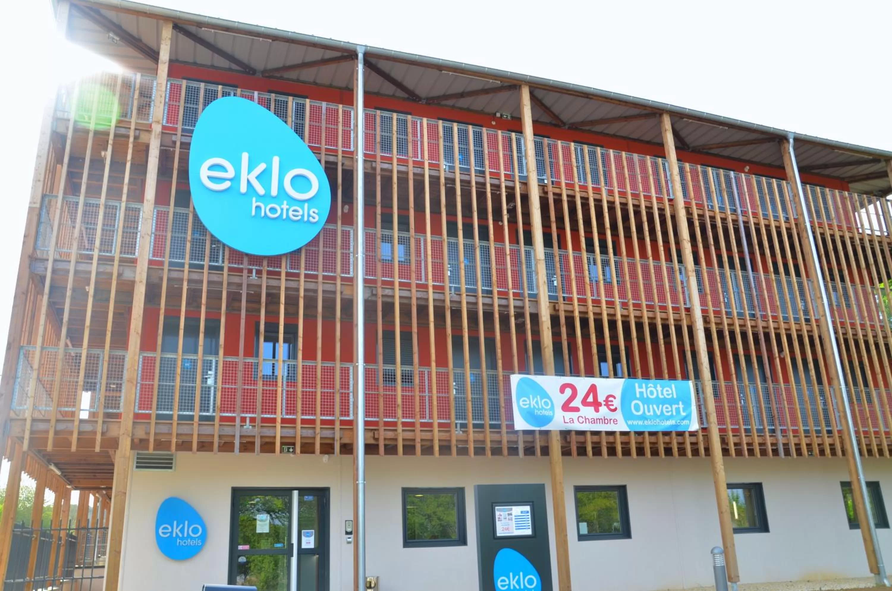 Property building in Eklo Hotels Le Mans