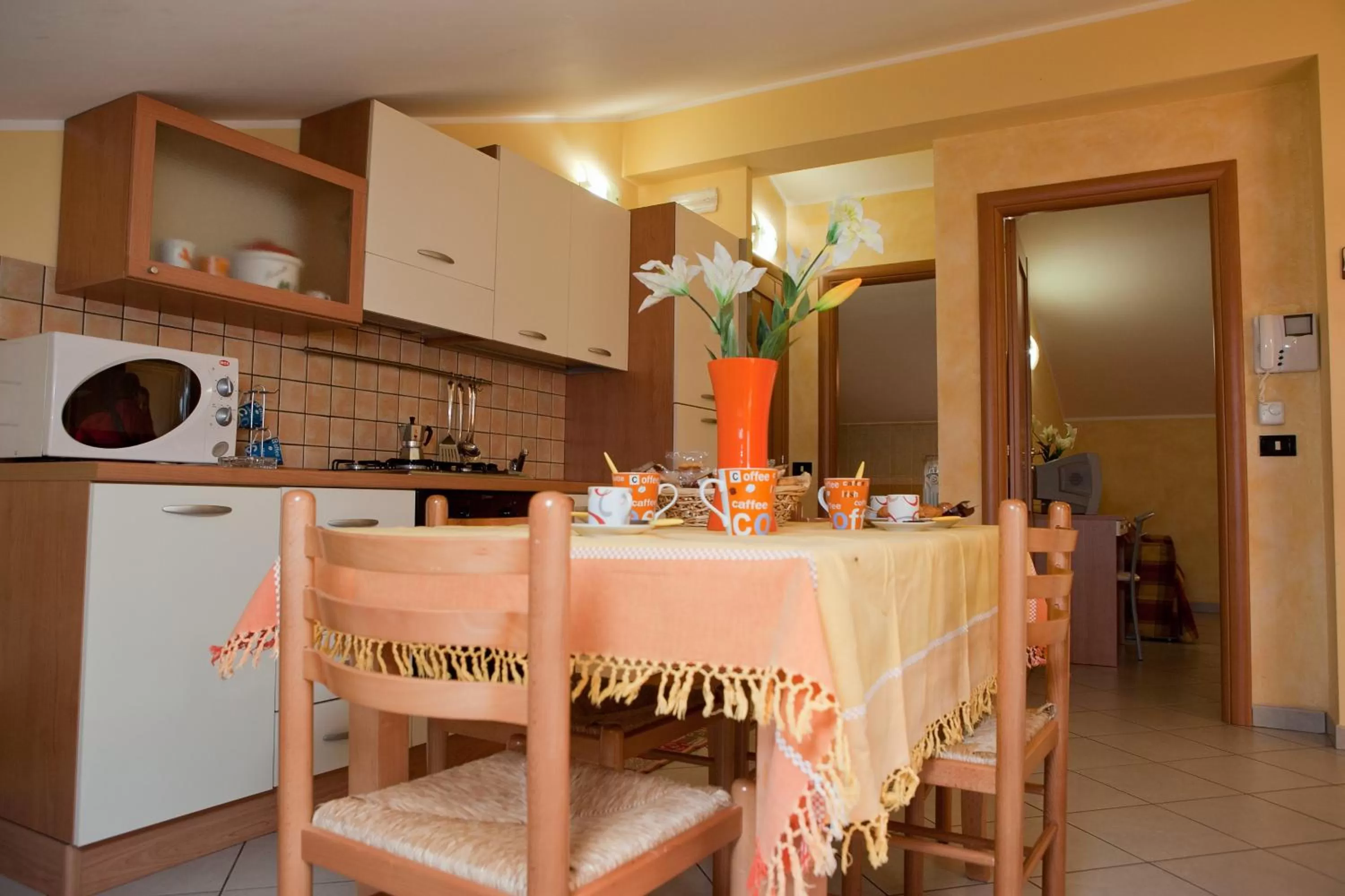 Kitchen or kitchenette in B&B Casa Mauro