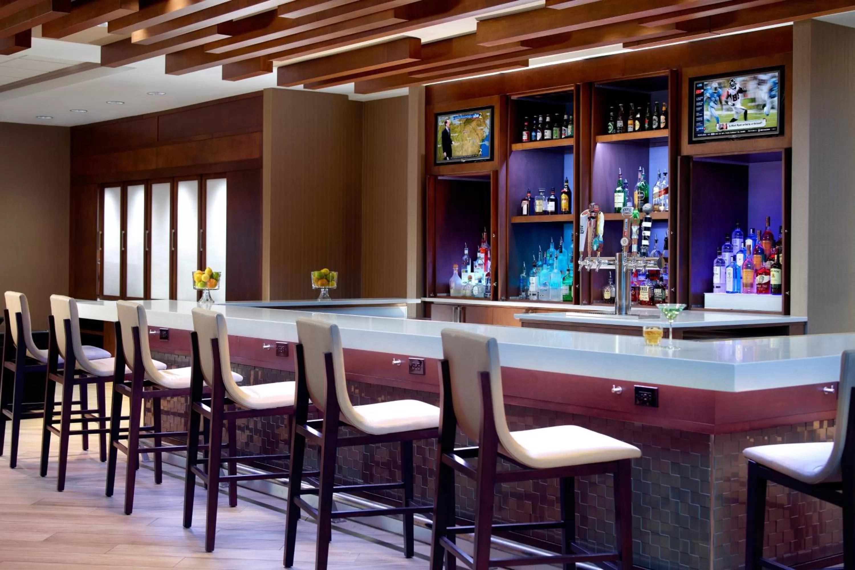 Lounge or bar in Atlanta Marriott Peachtree Corners