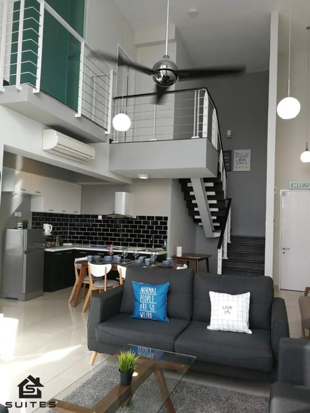 Kitchen or kitchenette in S-Suites@The Scott Garden