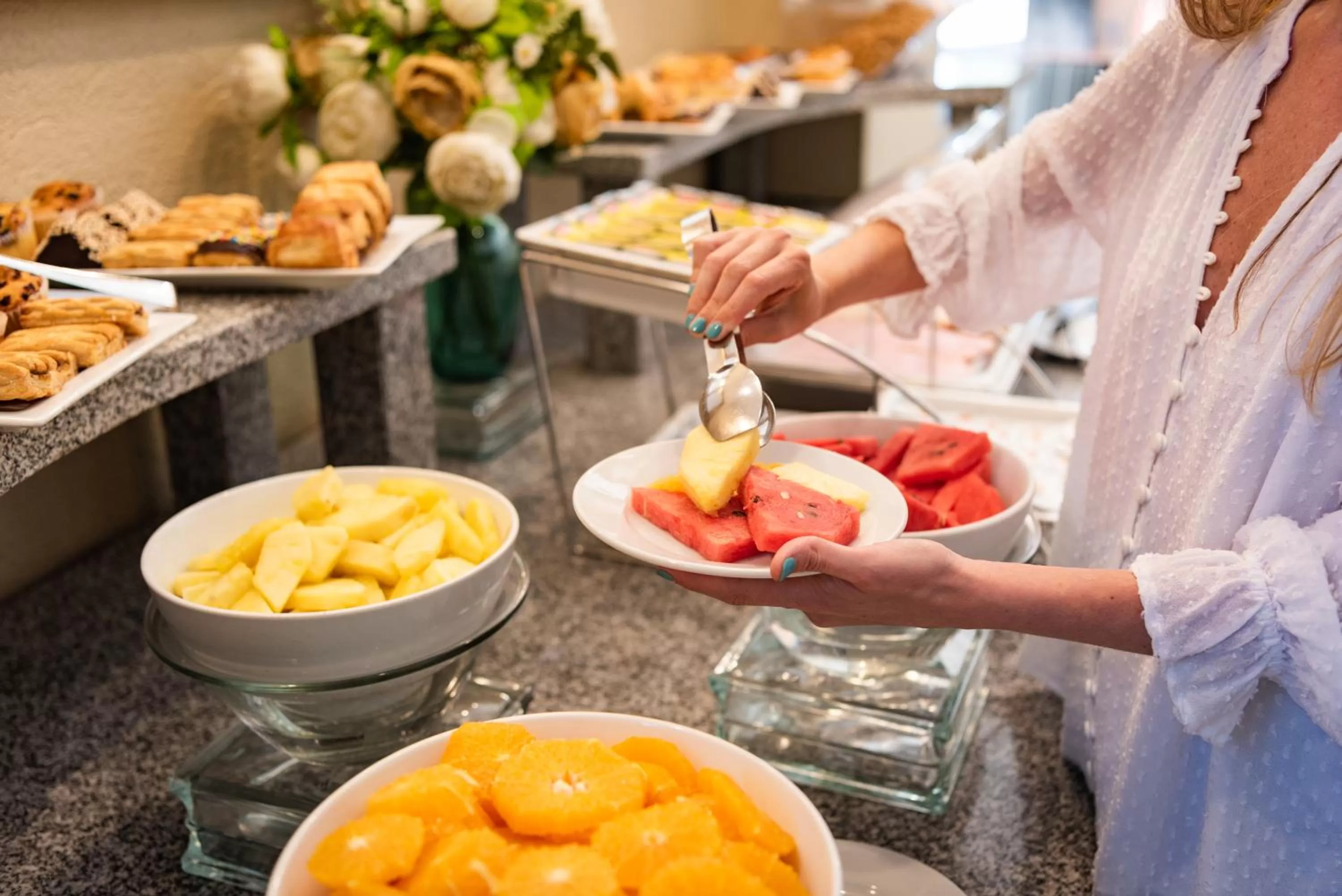 Food in MR Hotel Providencia (ex Hotel Neruda)