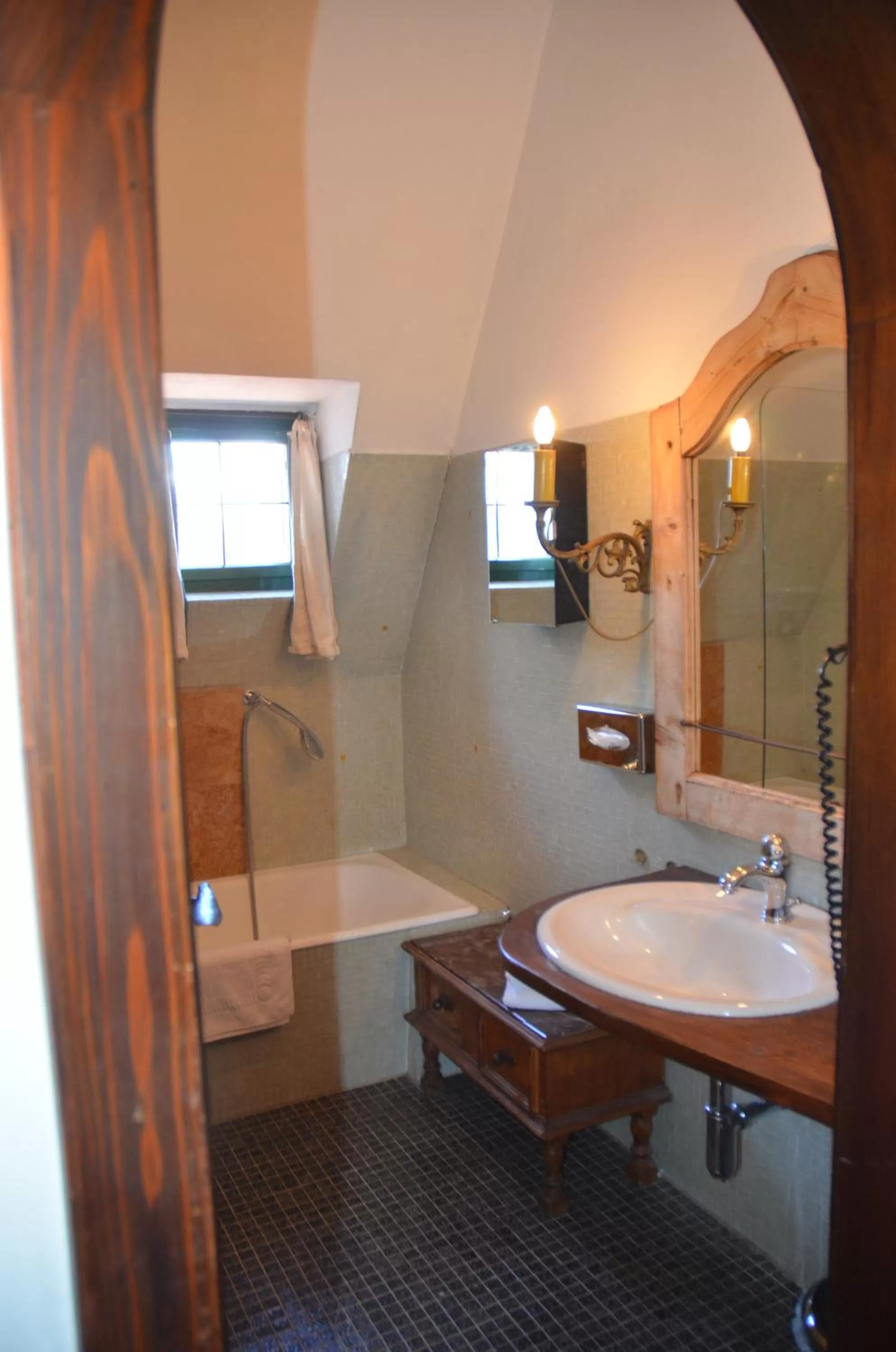 Bathroom in Schloss Münichau