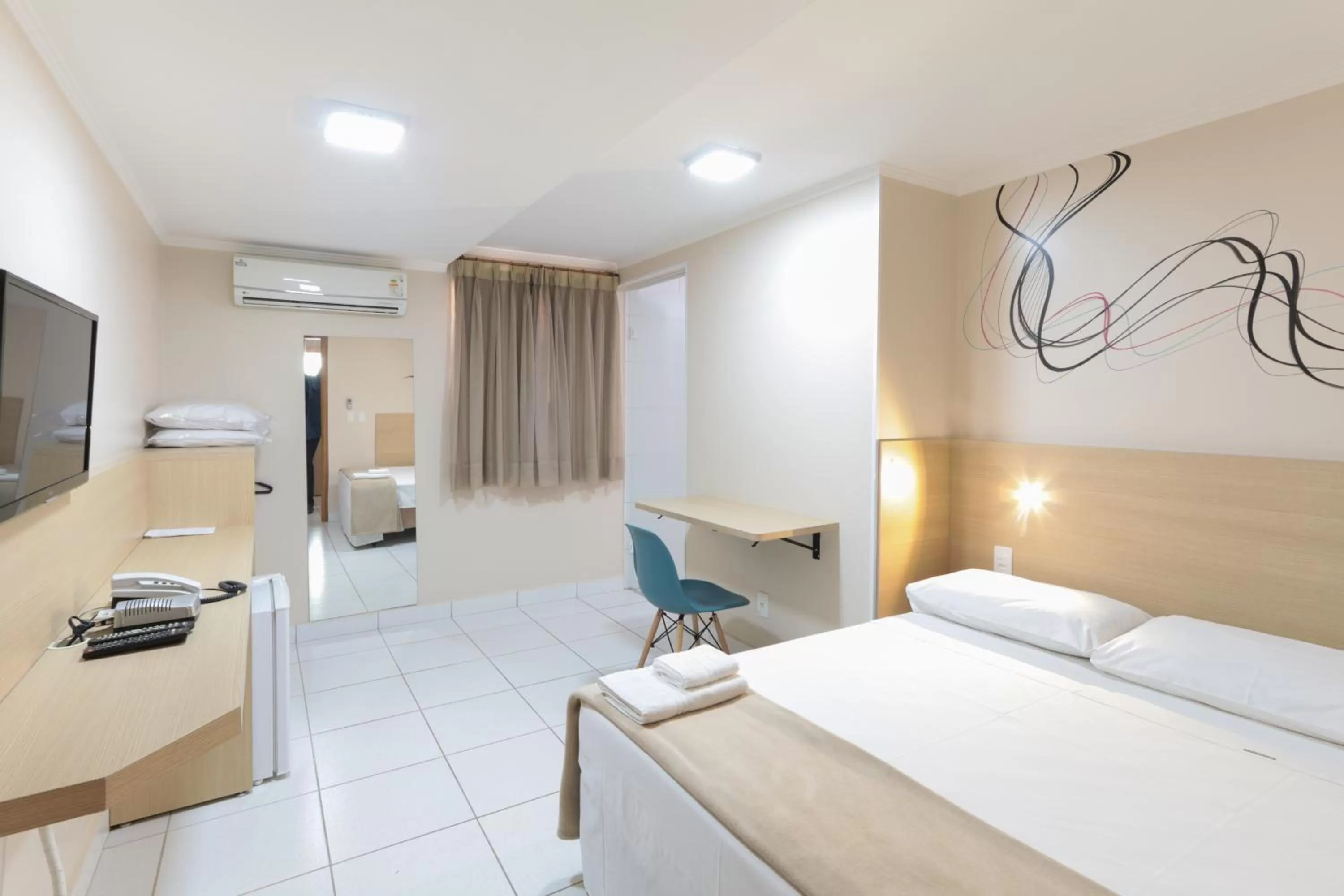 Bedroom, Bed in Hotel Copacabana Piracicaba