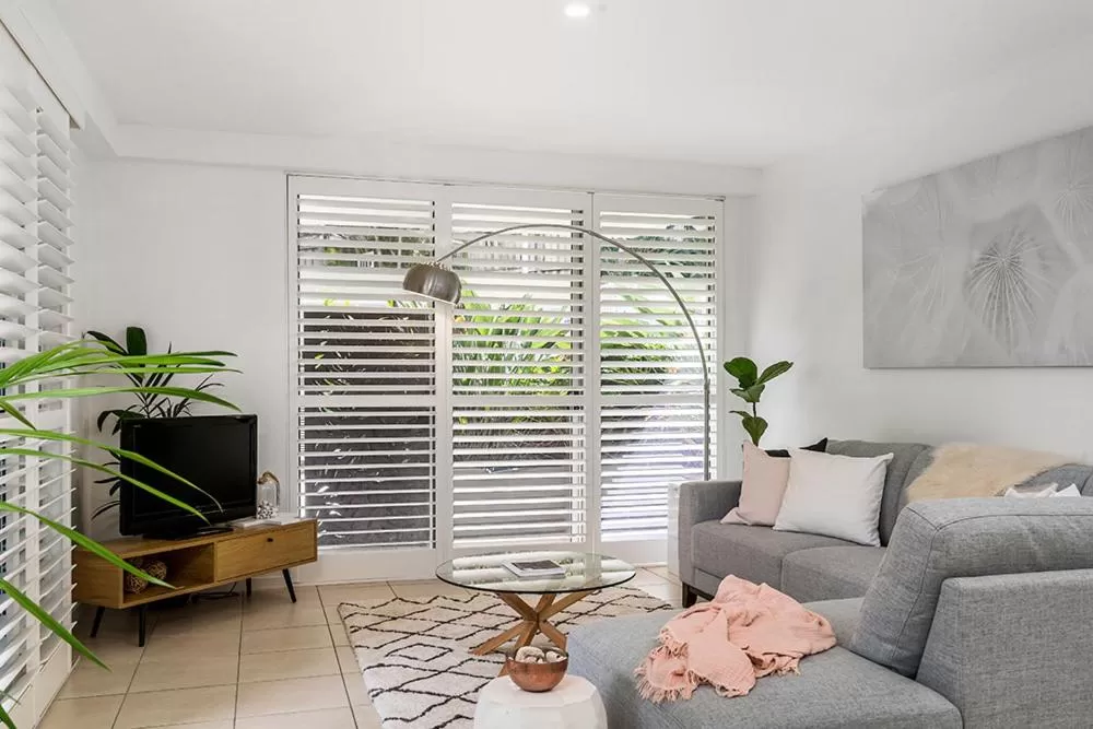 Living room in Grandview Apartments