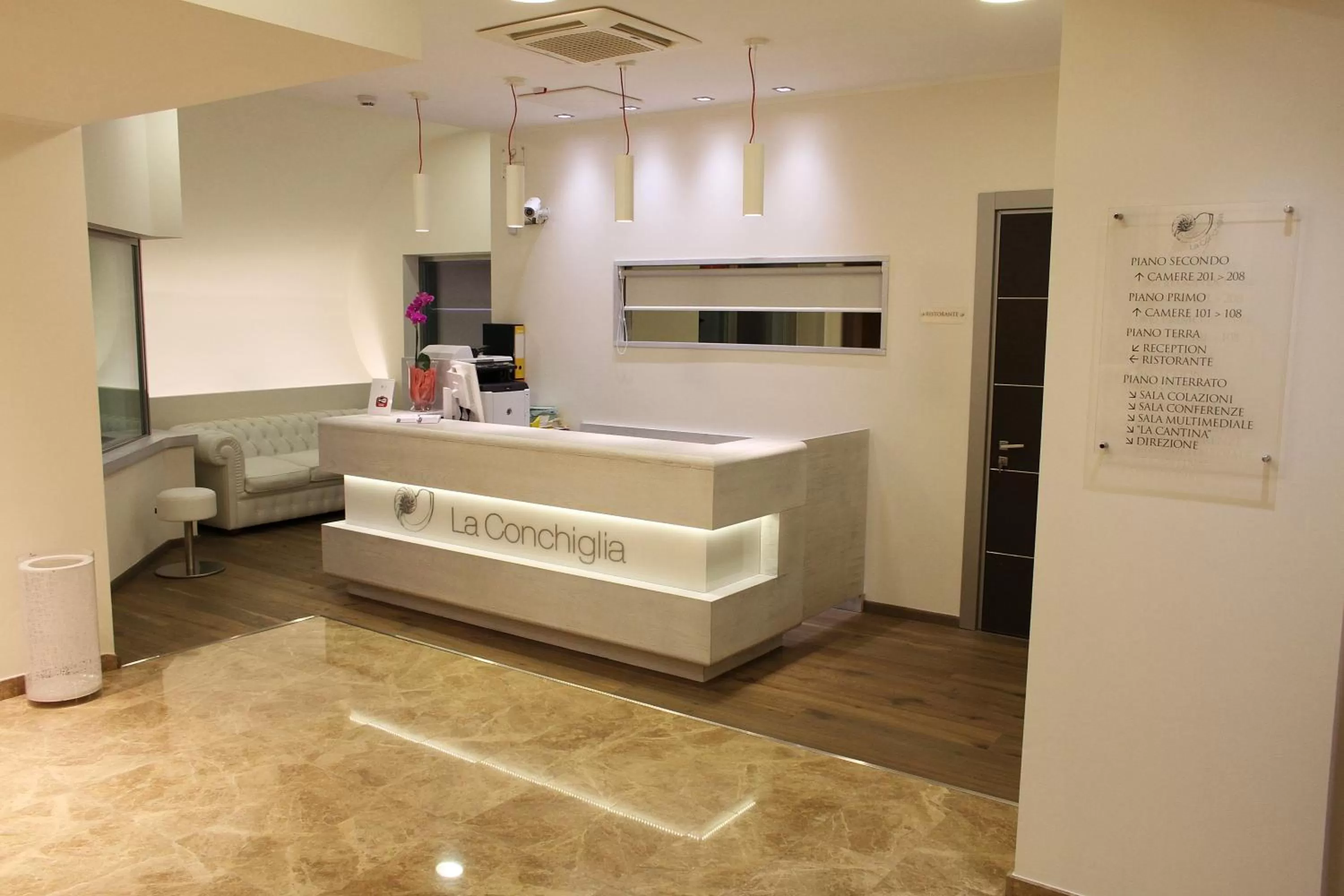 Lobby or reception in Hotel La Conchiglia