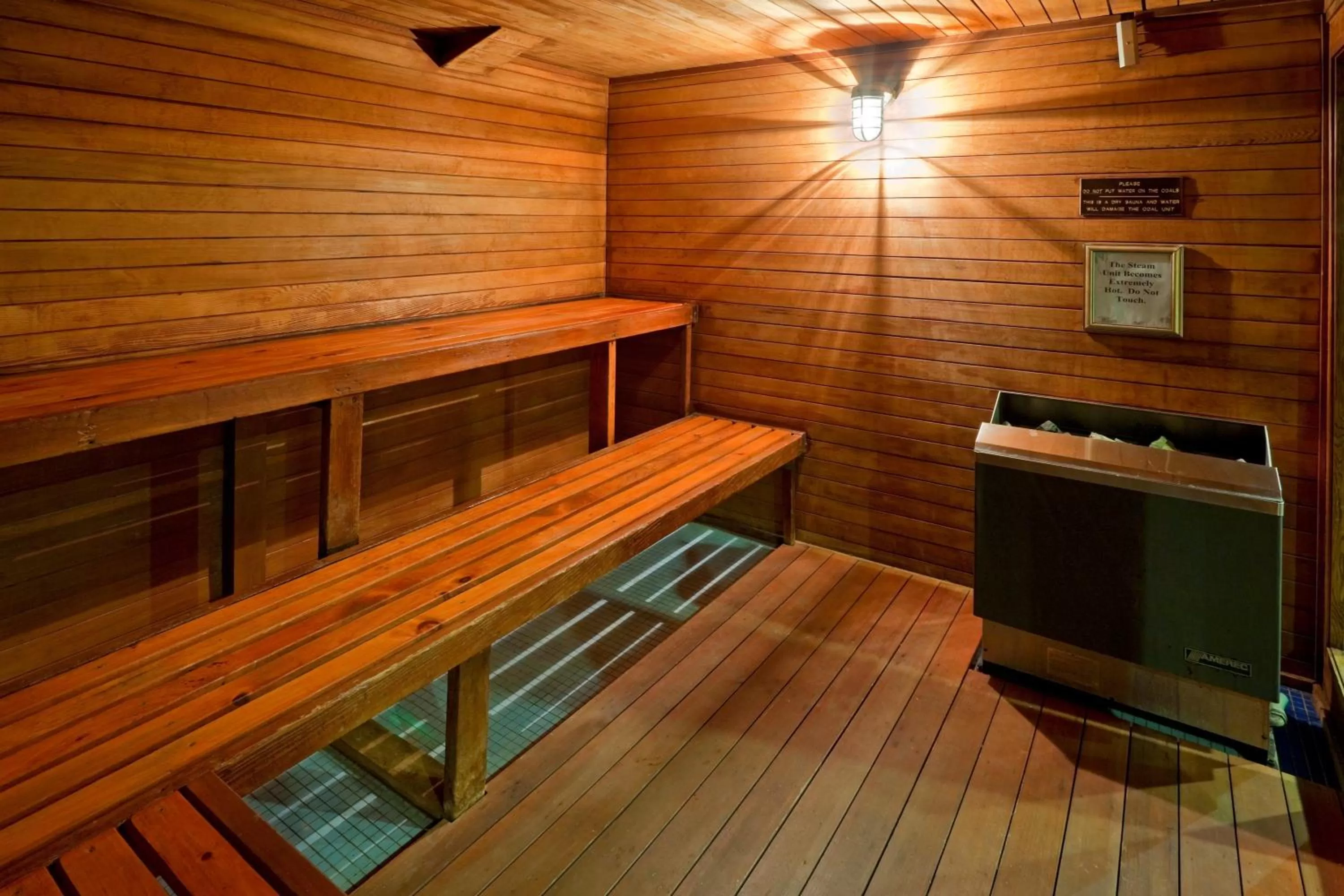 Area and facilities in Holiday Inn South Plainfield-Piscataway by IHG