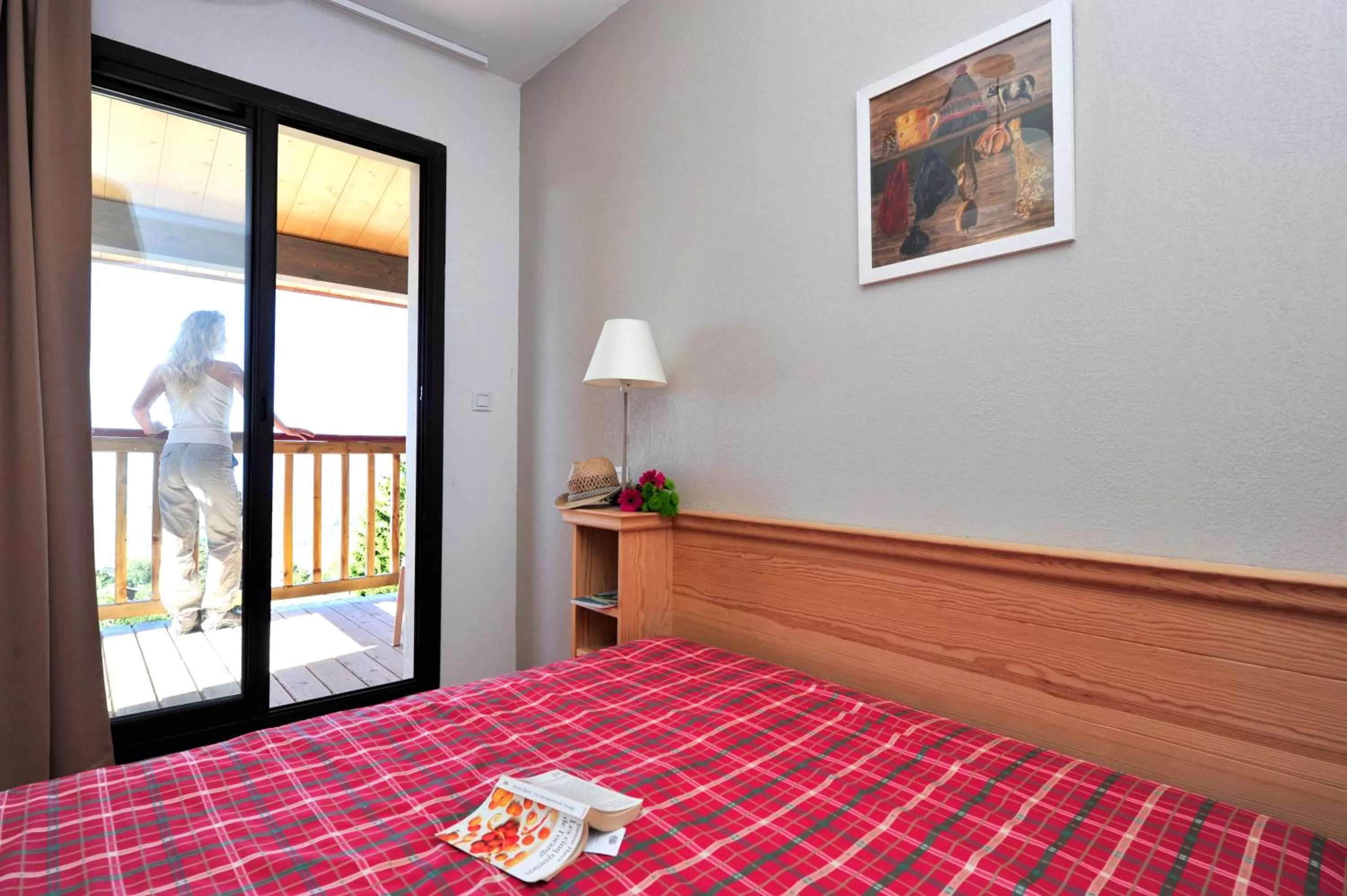 Bedroom, Bed in Résidence Goélia Le Domaine de Castella