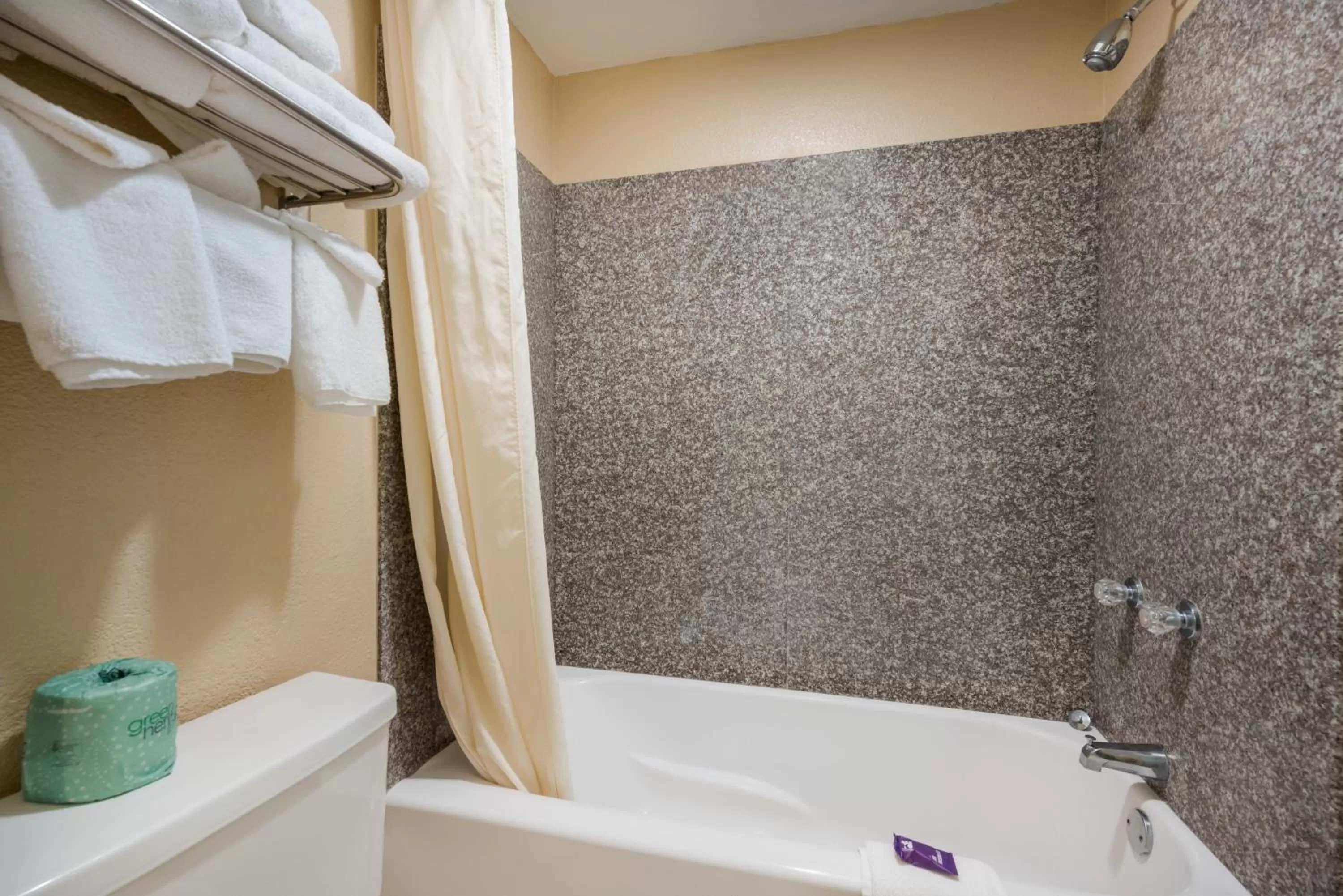 Shower in Knights Inn College Station