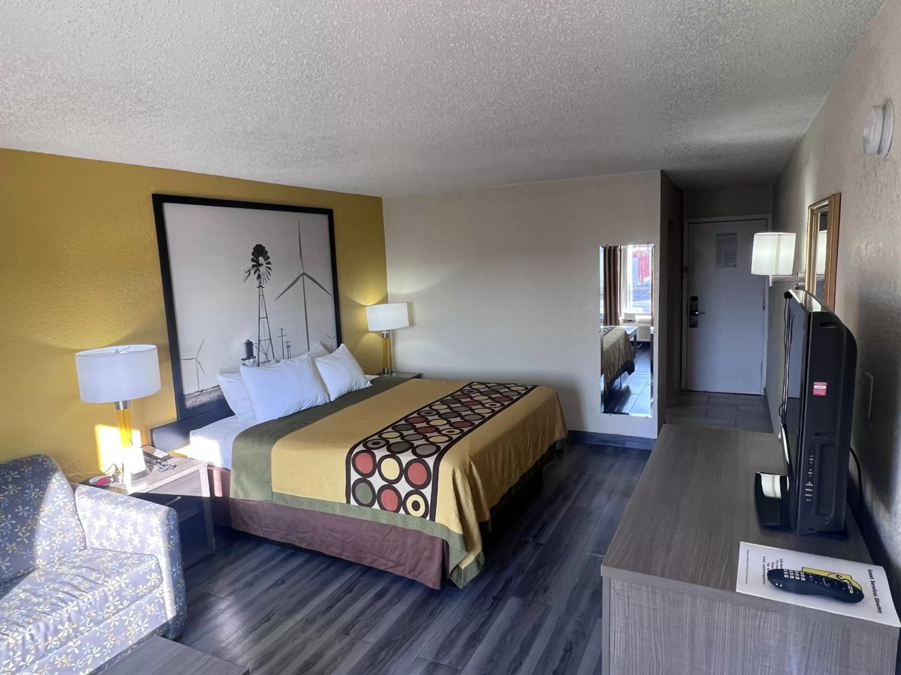 Photo of the whole room, Bed in Super 8 by Wyndham Ft Stockton