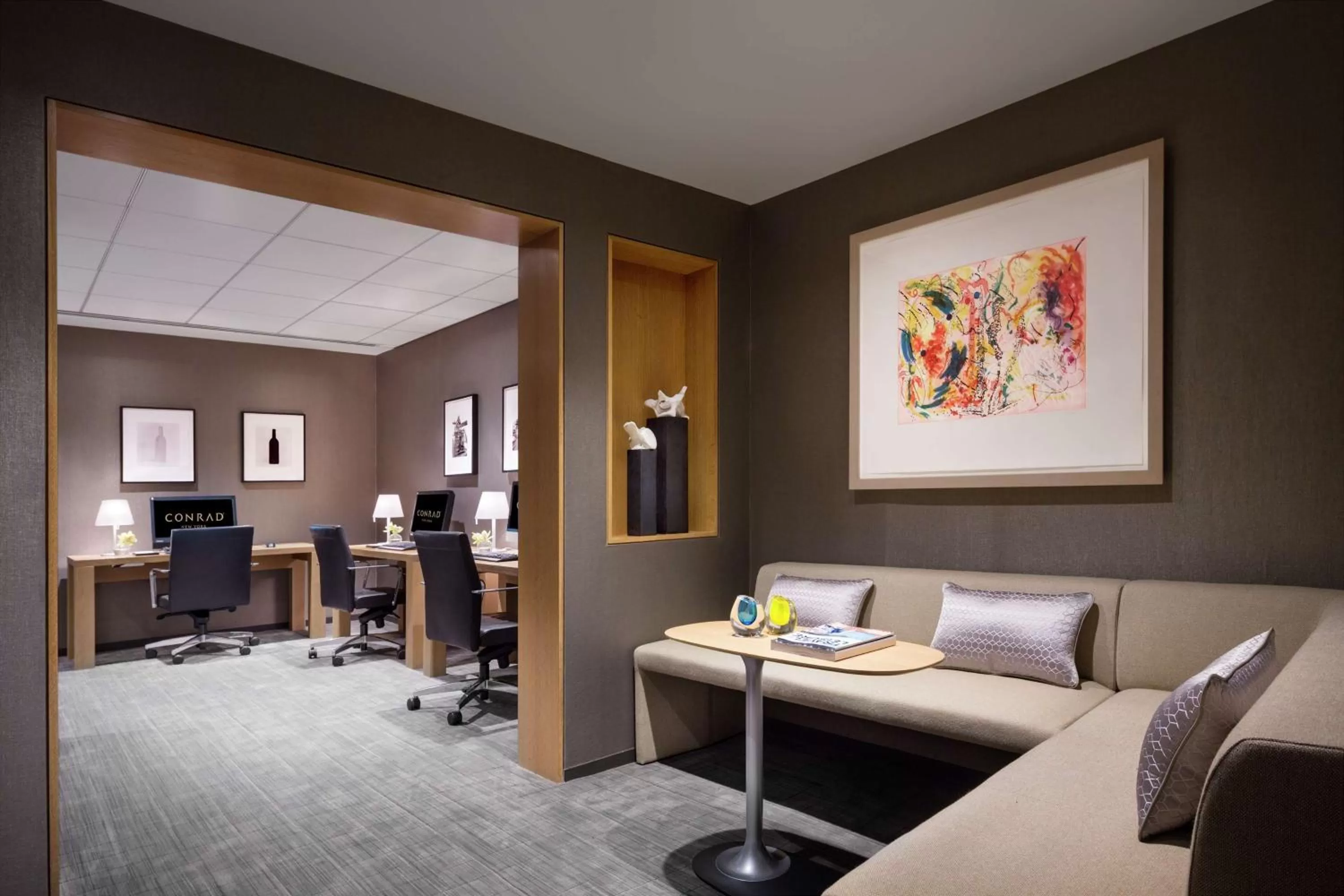 Business facilities in Conrad New York Downtown