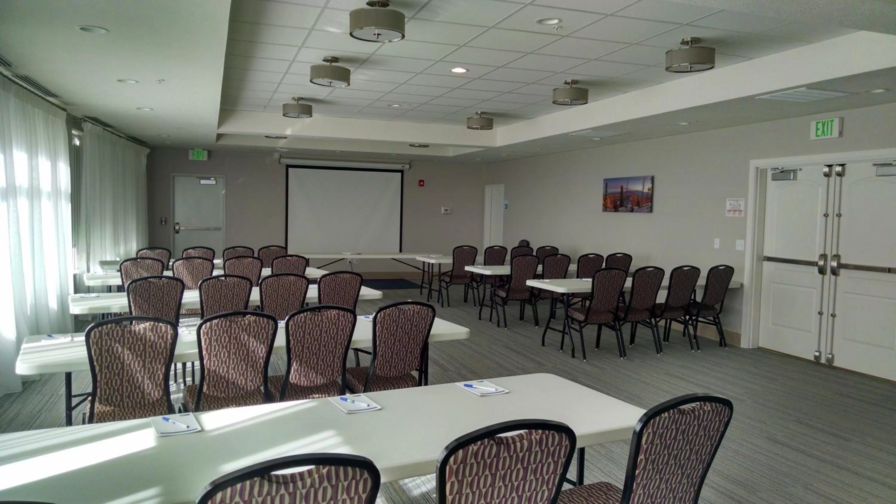 Meeting/conference room in Holiday Inn Express & Suites Price by IHG