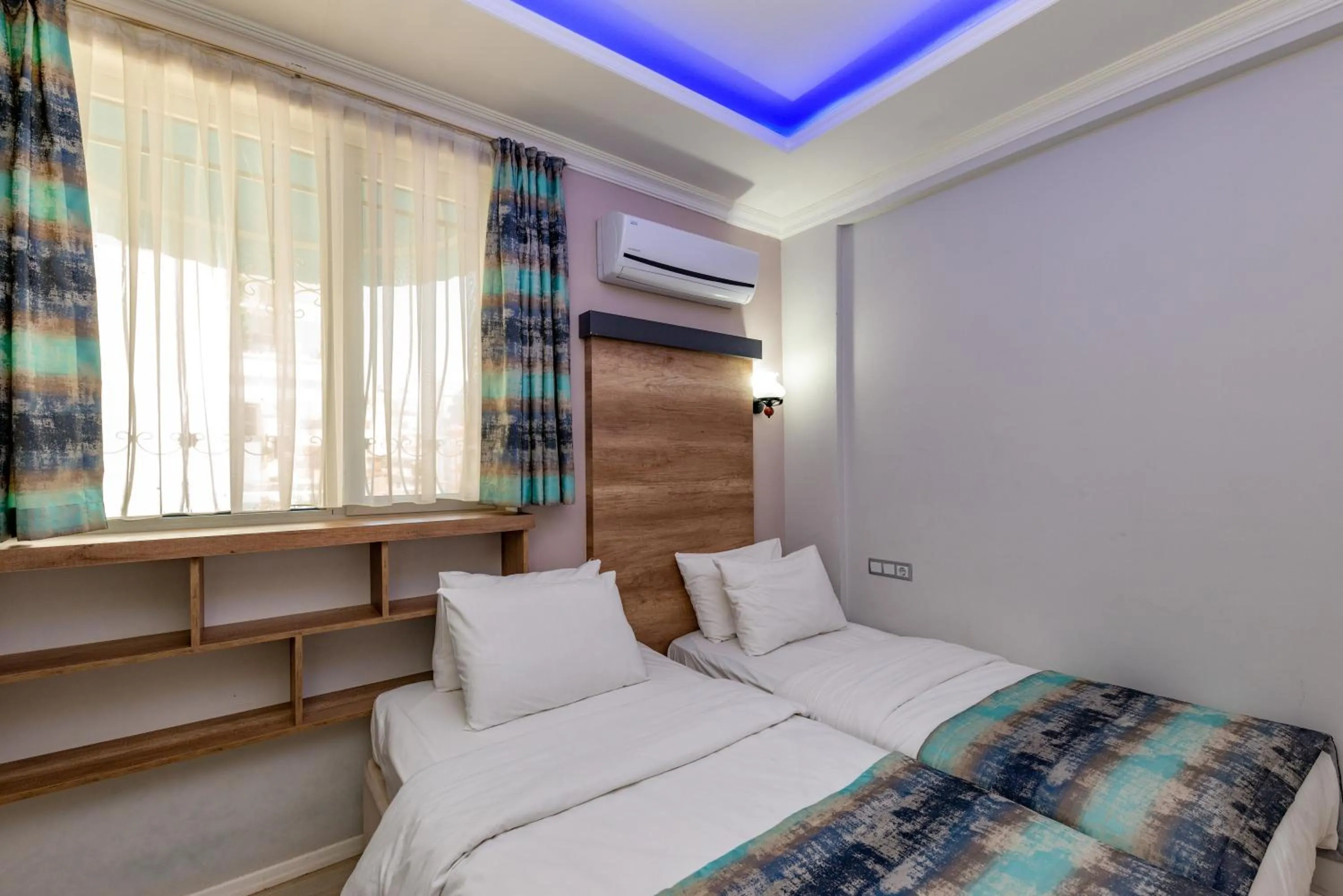 Bed in Linda Expo Palace