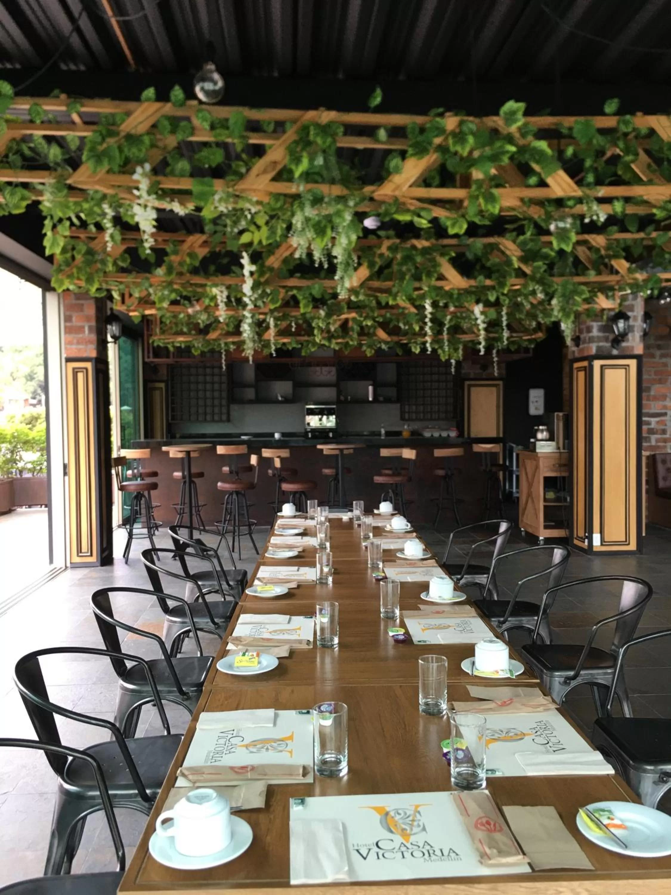 Restaurant/places to eat in Hotel Casa Victoria