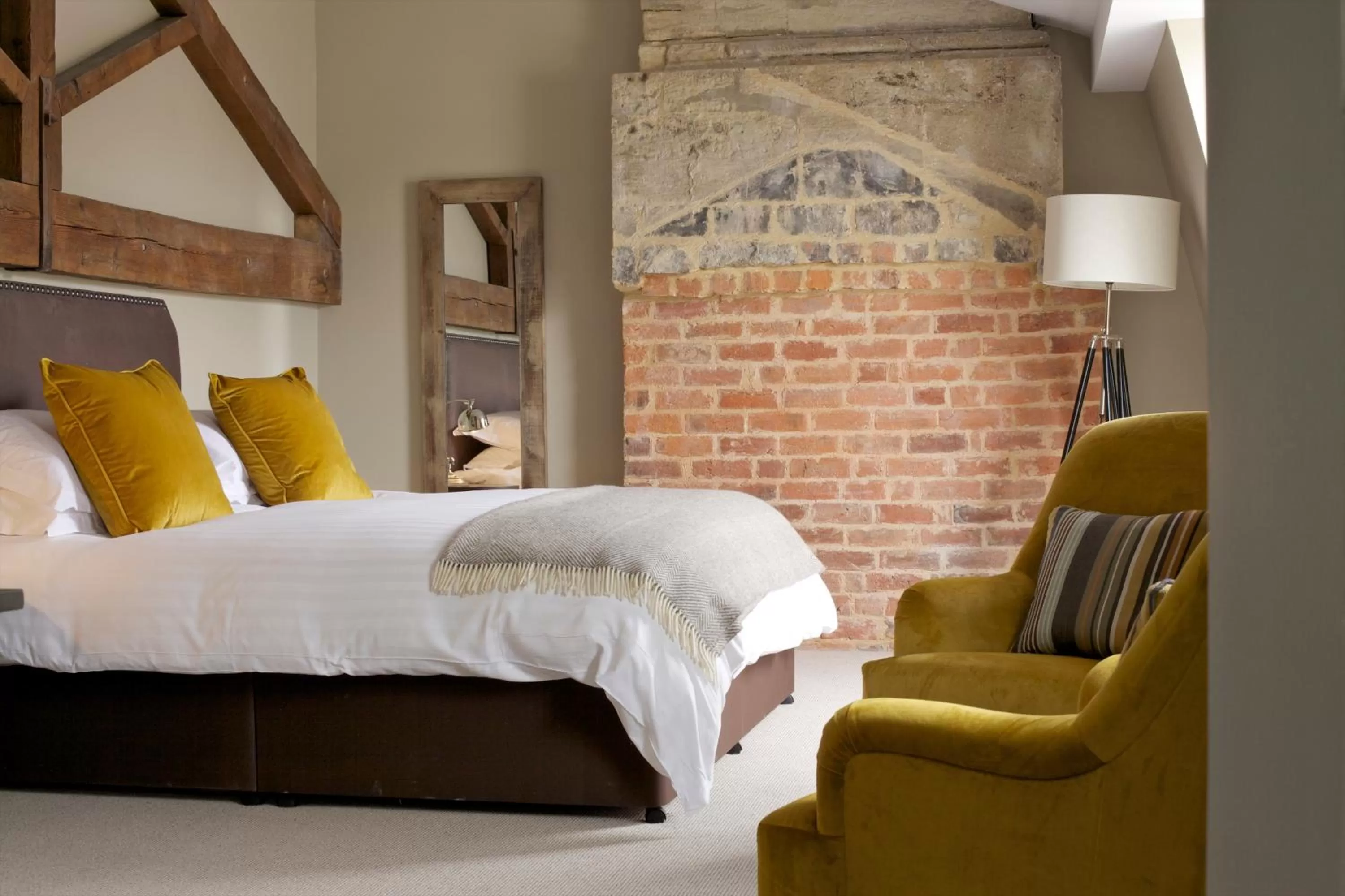 Bedroom, Bed in Kings Head