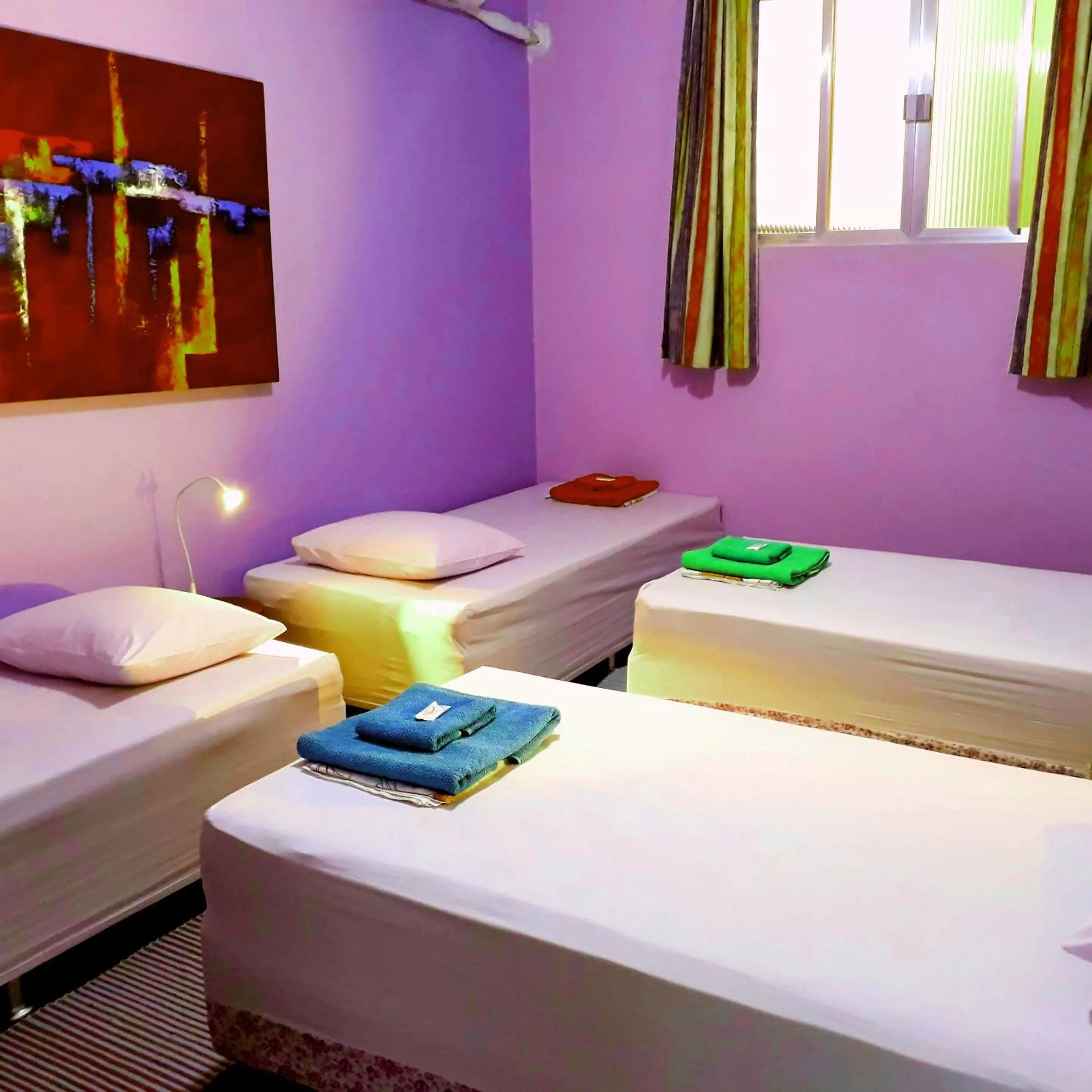 Quadruple Room with Private Bathroom in Casa Babilonia