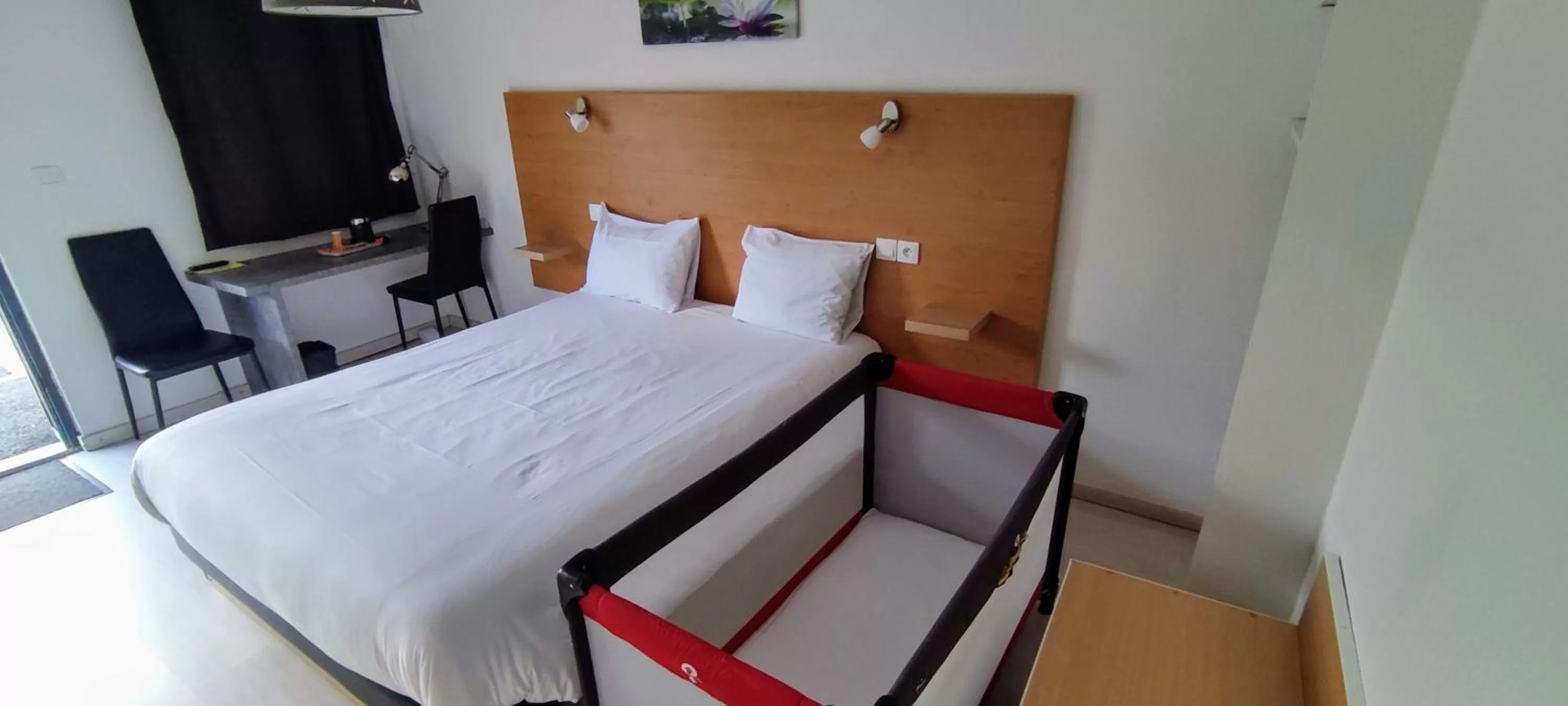 Bed in Hôtel Le 15 Périgueux