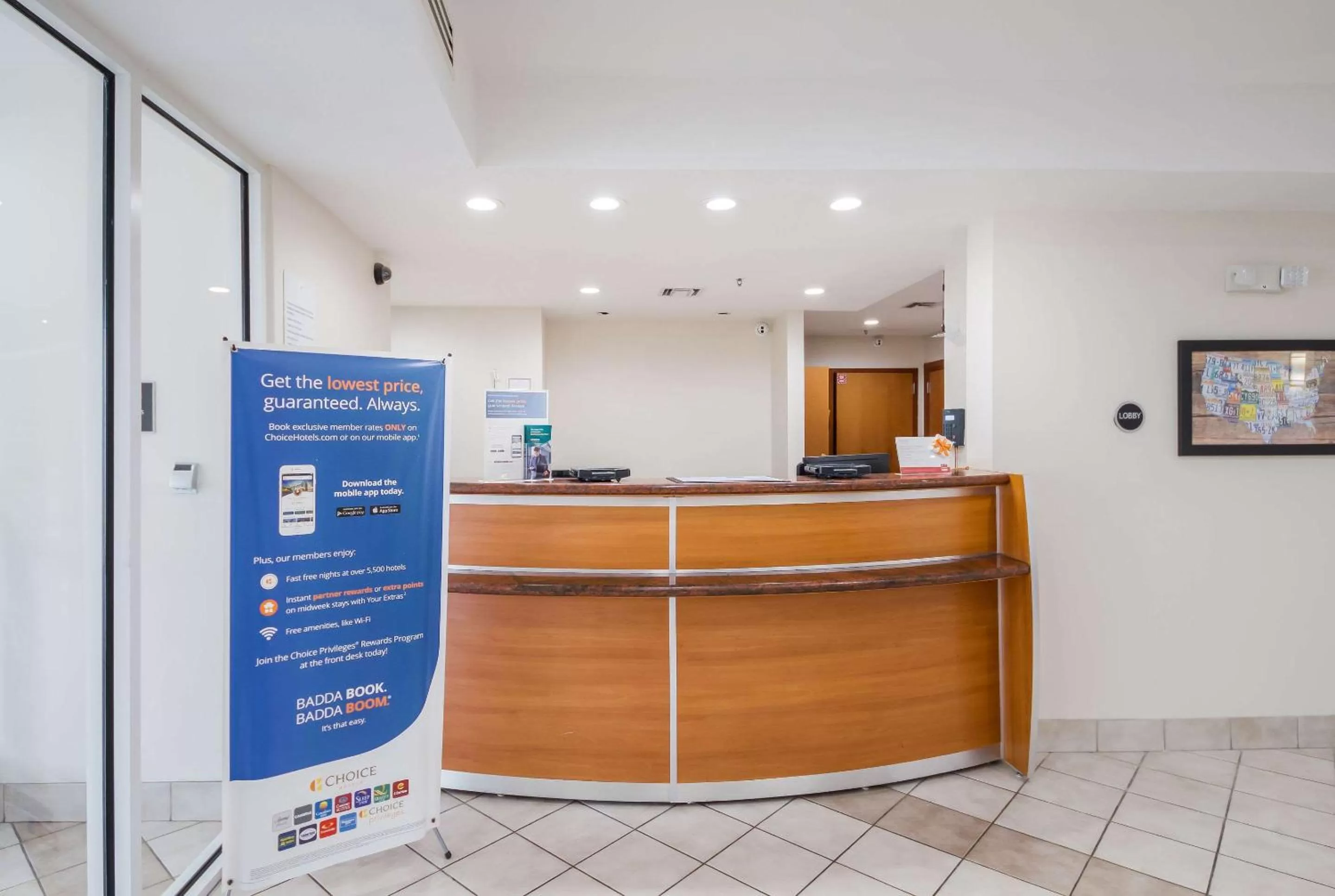 Lobby or reception in Econo Lodge Laredo