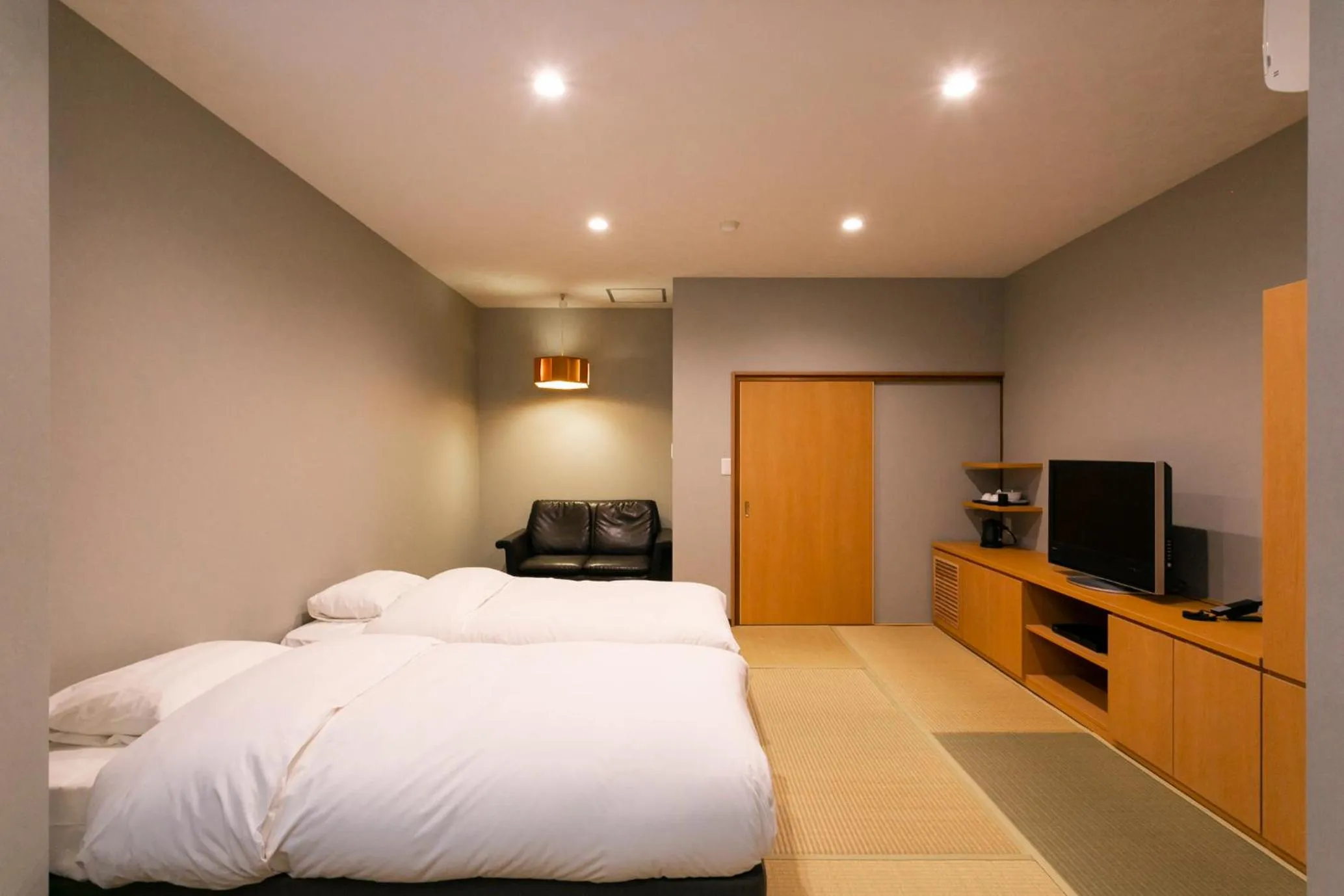 Photo of the whole room, Bed in Ryokan Yoshidaya