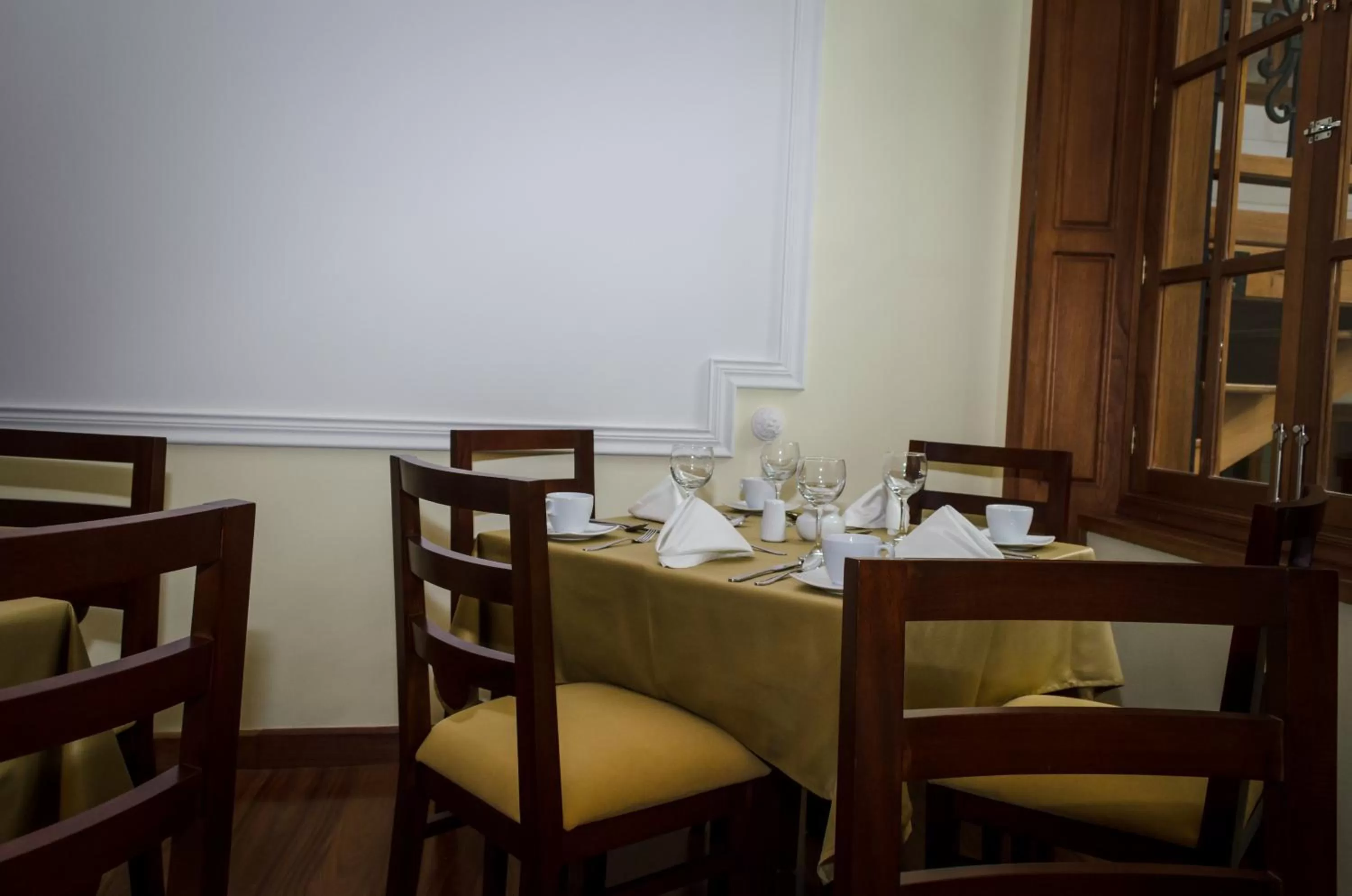 Restaurant/places to eat in Hotel Santa Lucia Boutique Spa