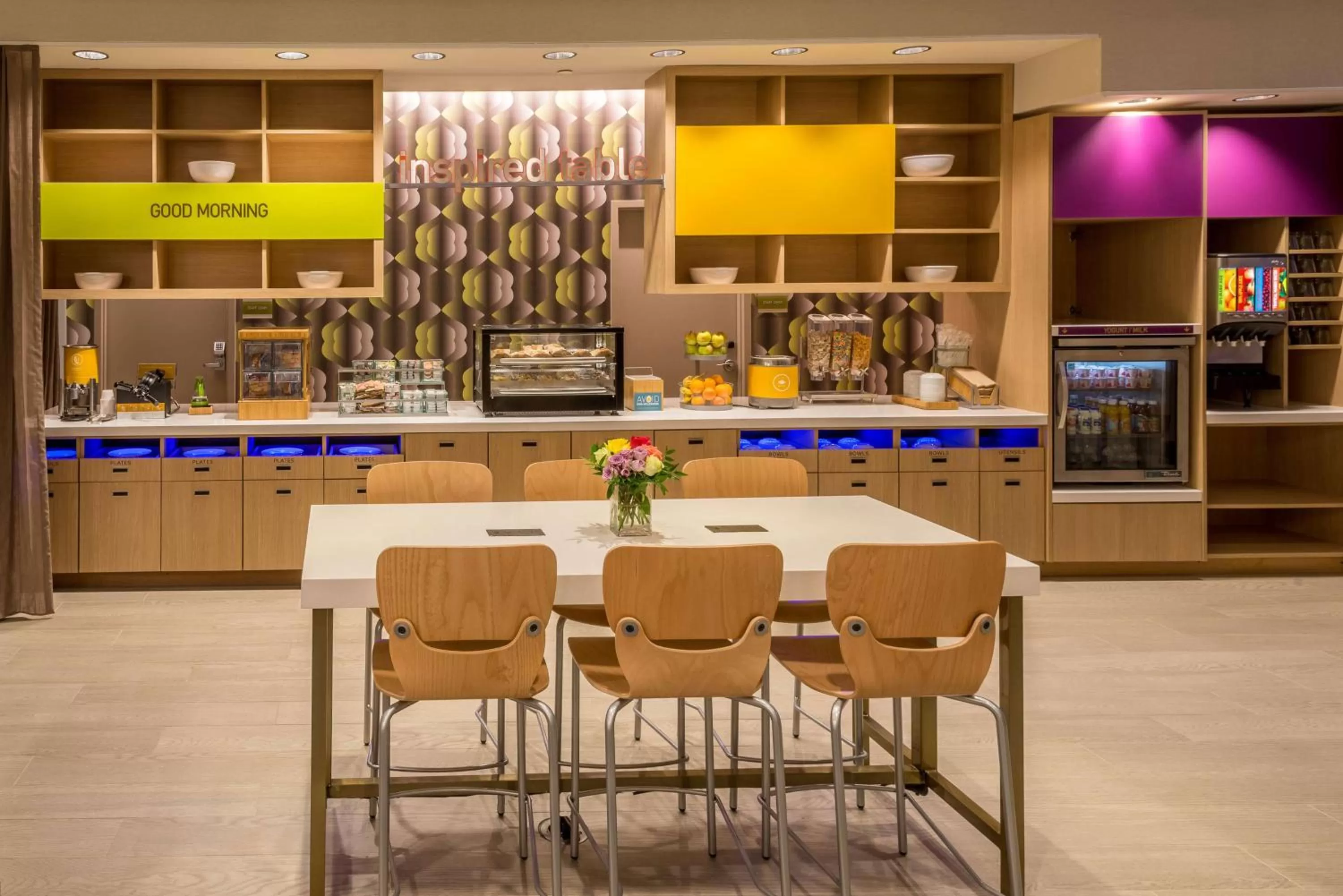 Breakfast in Home2 Suites By Hilton Memphis East / Germantown, Tn