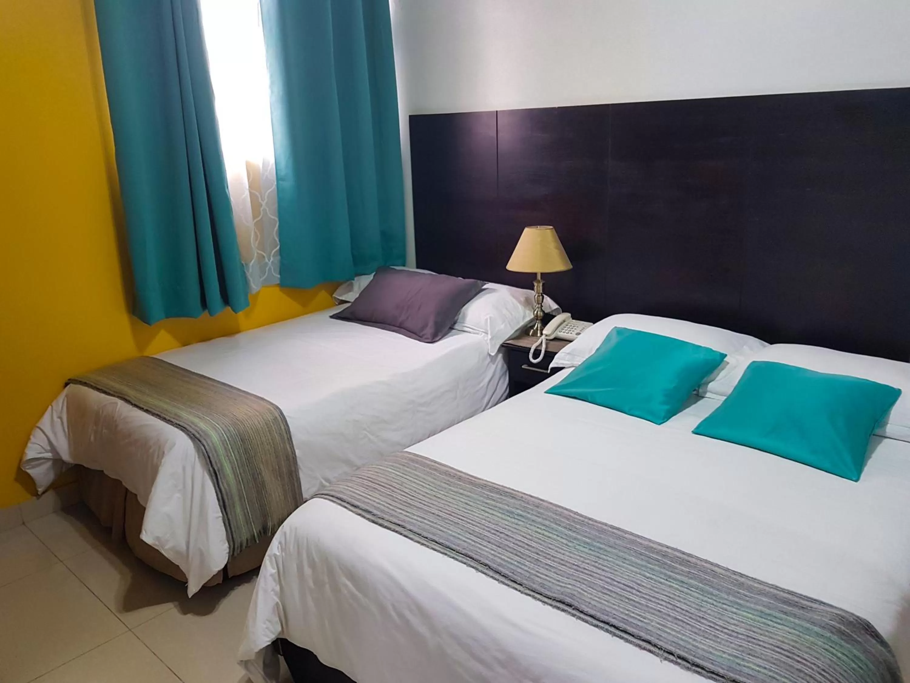 Bedroom, Bed in Hostal Blue Pacific