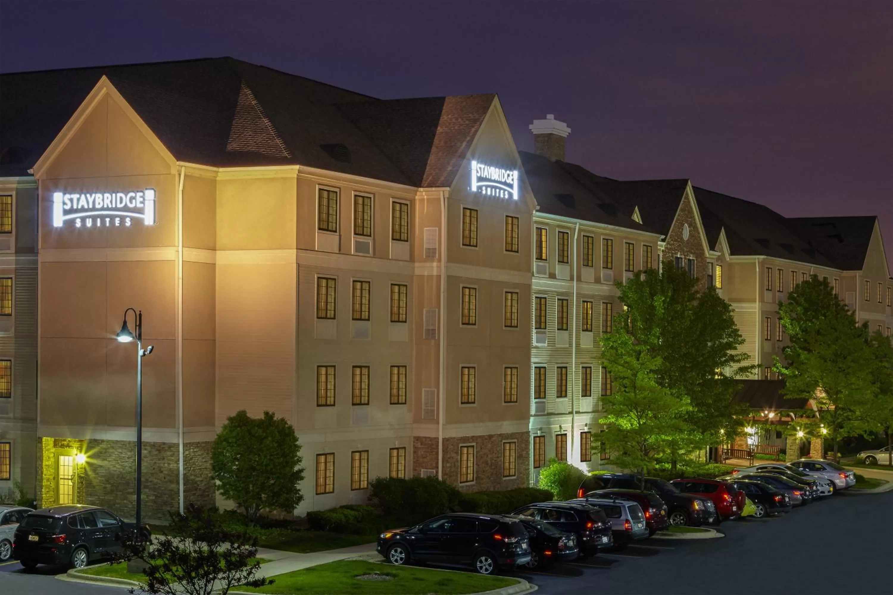 Property building in Staybridge Suites Glenview by IHG