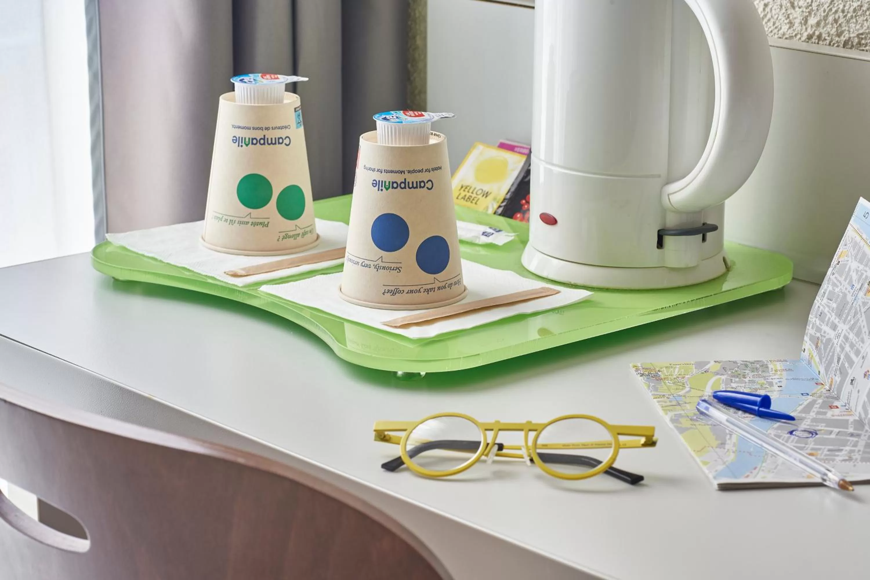 Coffee/tea facilities in Campanile Lyon Centre - Berges du Rhône