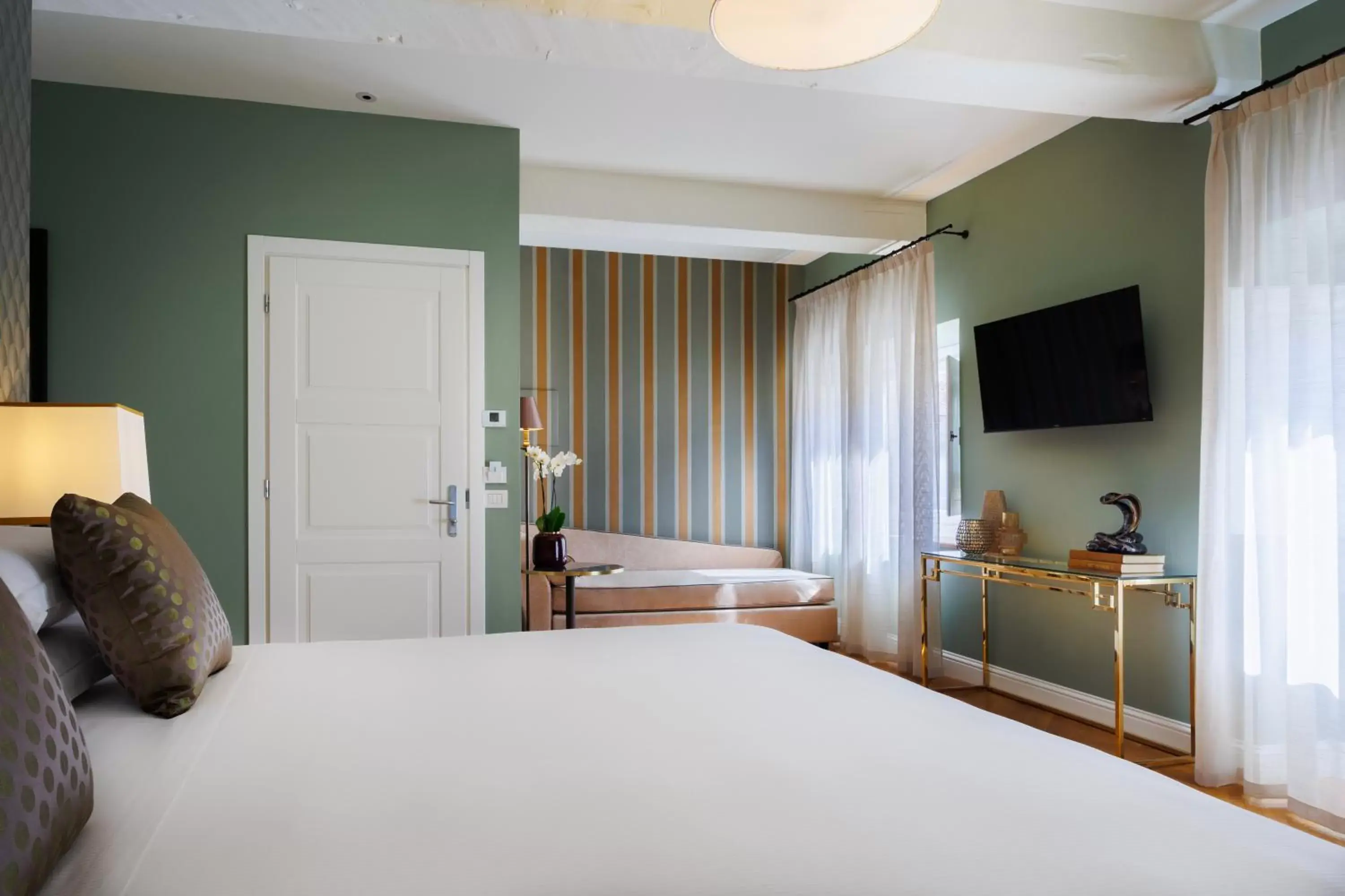 Deluxe King Room in Maison Santa Croce Deluxe King Room in Maison Santa Croce