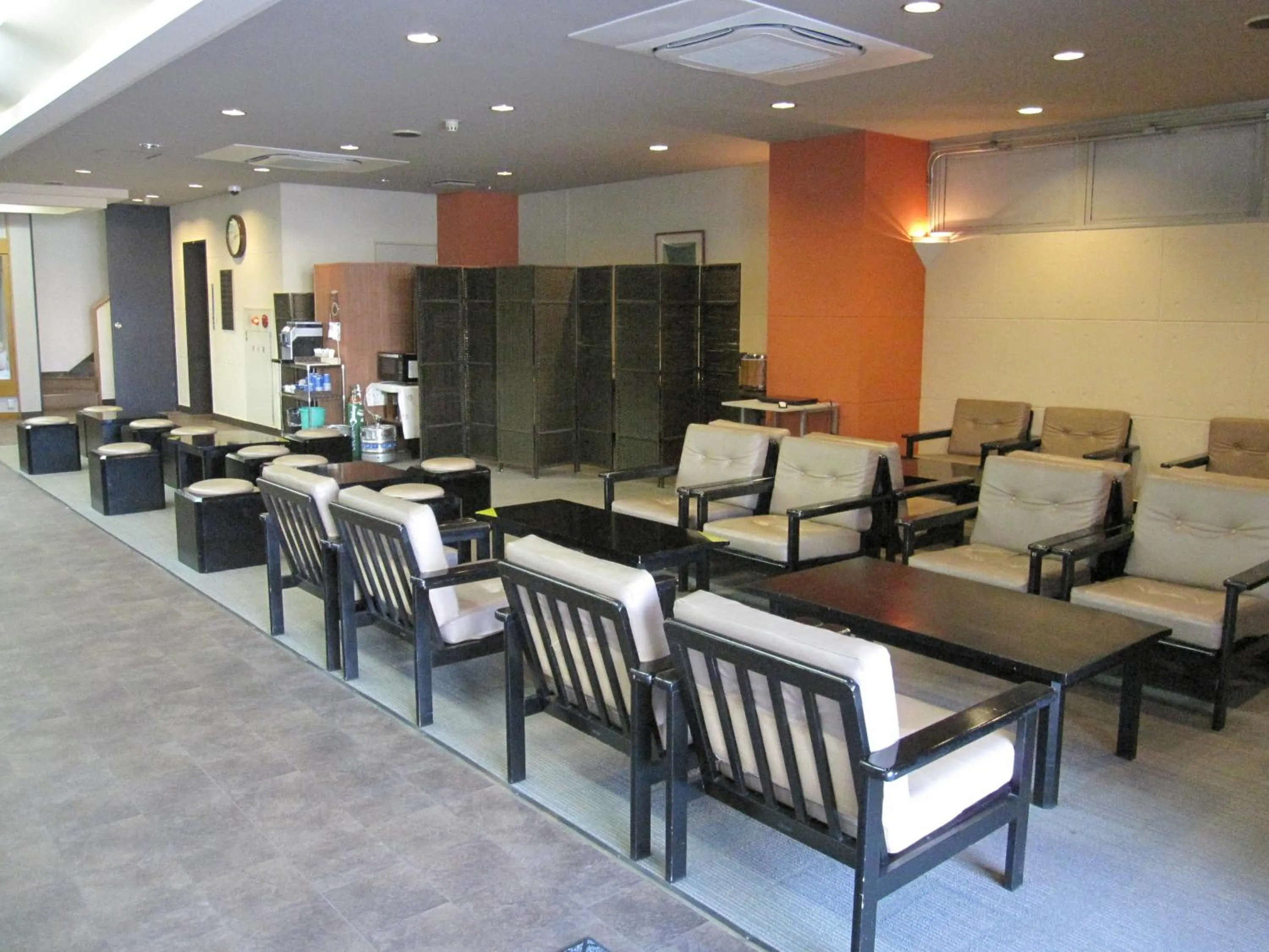 Lobby or reception in Toyohashi Station Hotel