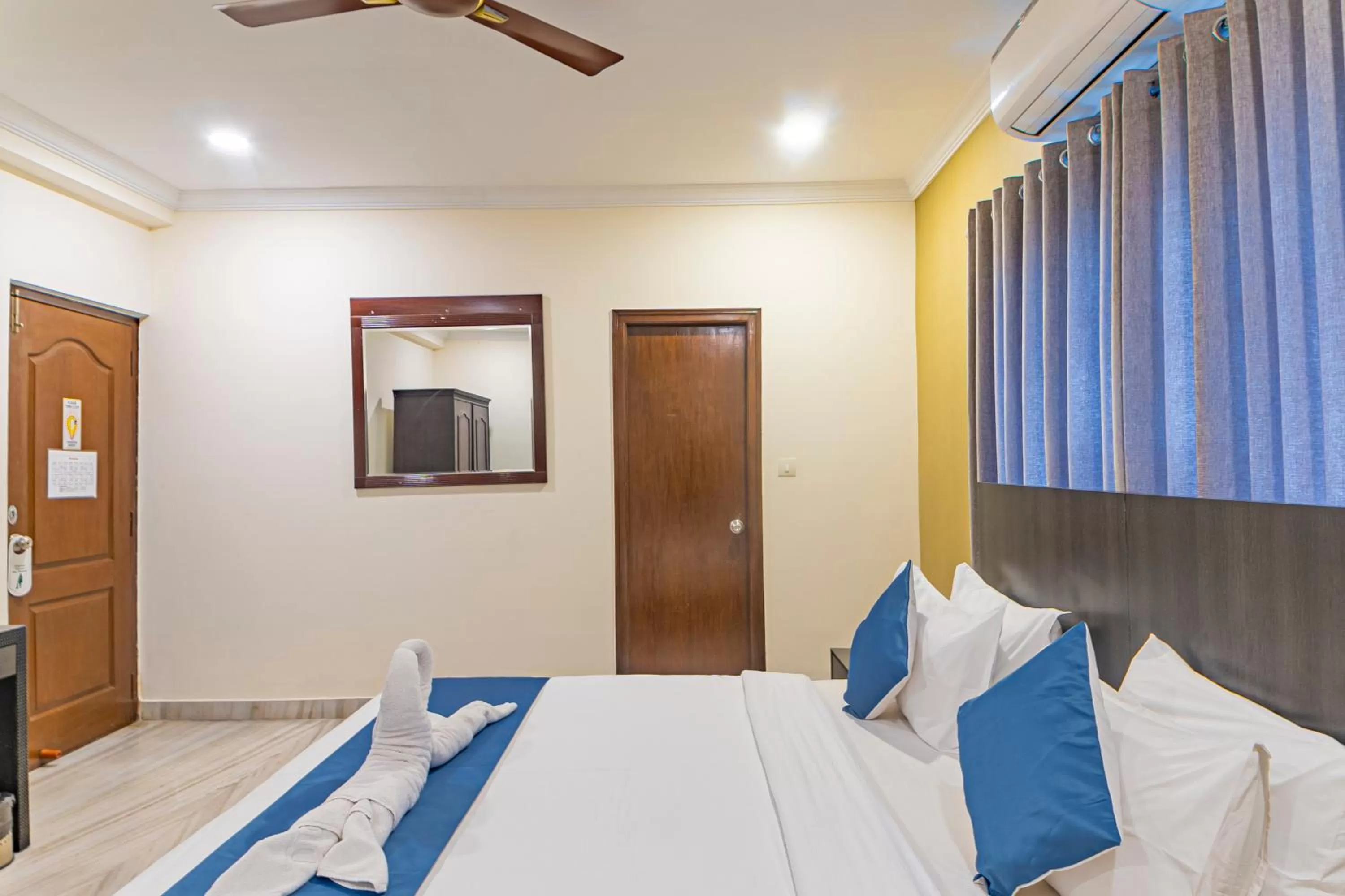 Bed in Hotel Athome , Whitefields, Kondapur