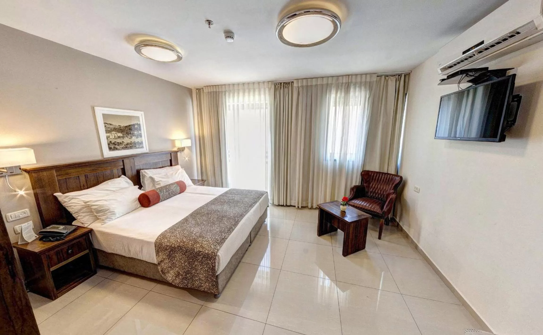 Bed in City Center Jerusalem