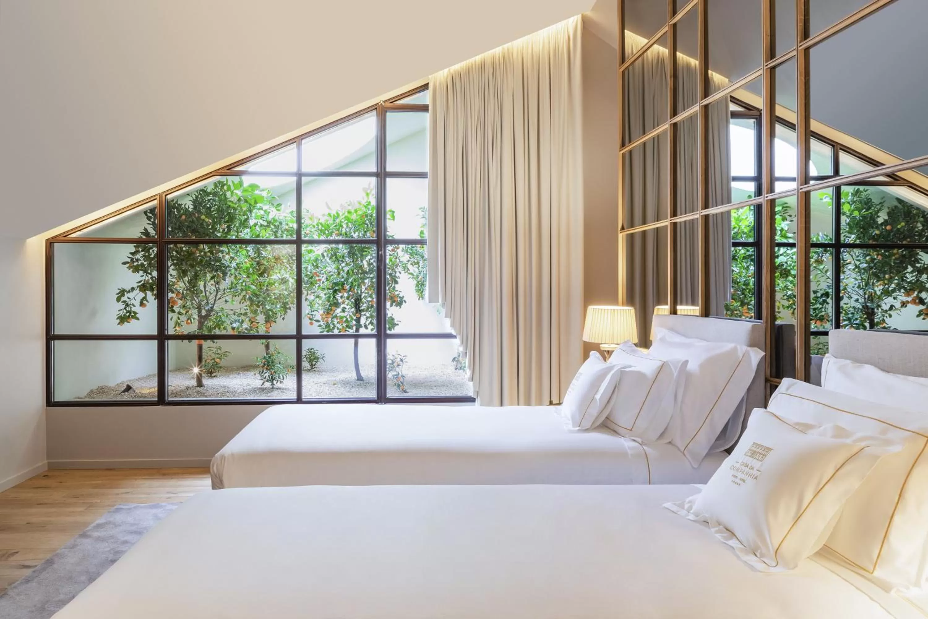 Photo of the whole room, Bed in Casa da Companhia Hotel & Spa, Vignette Collection by IHG