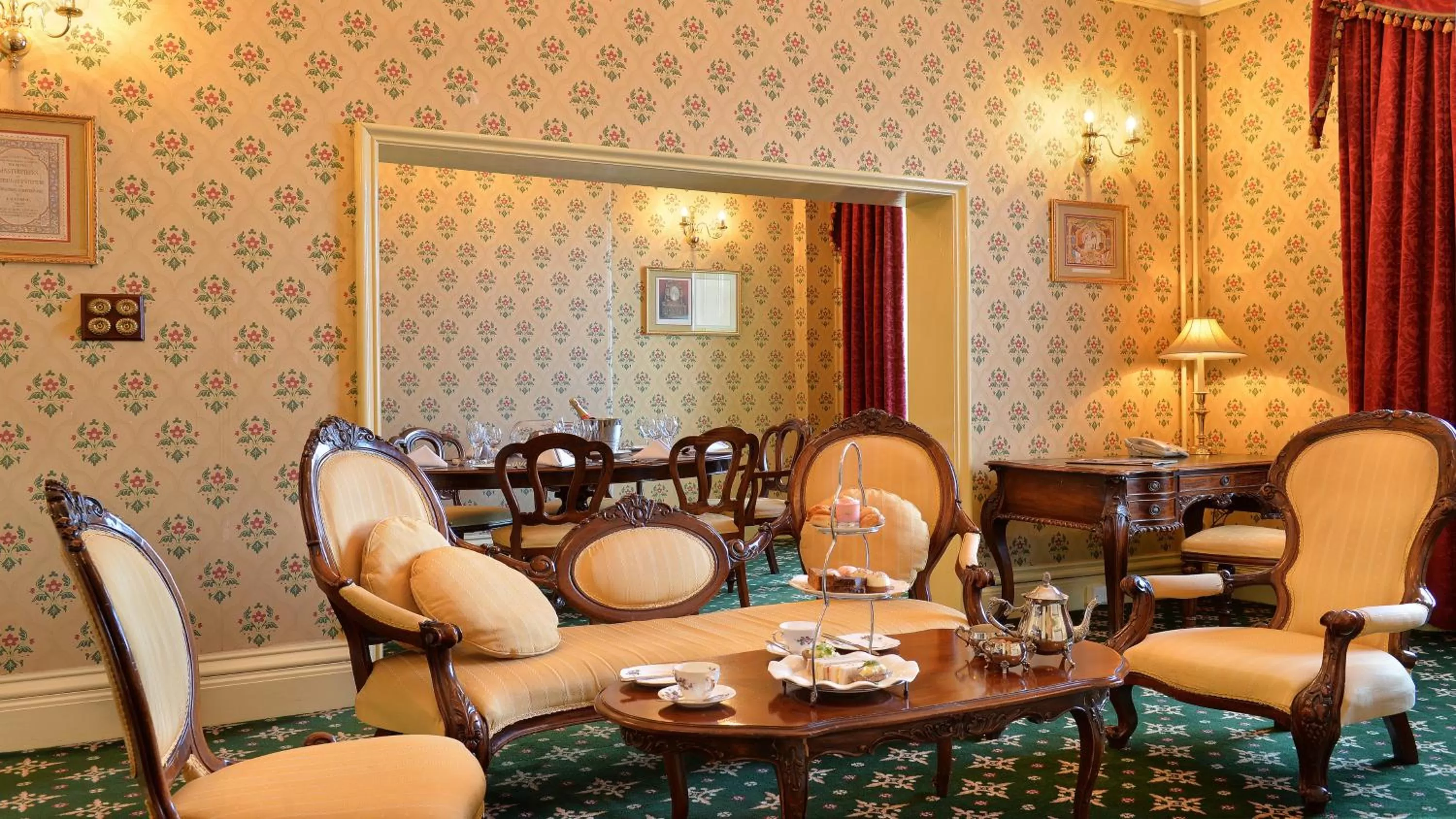 Photo of the whole room in Crowne Plaza - Sheffield by IHG