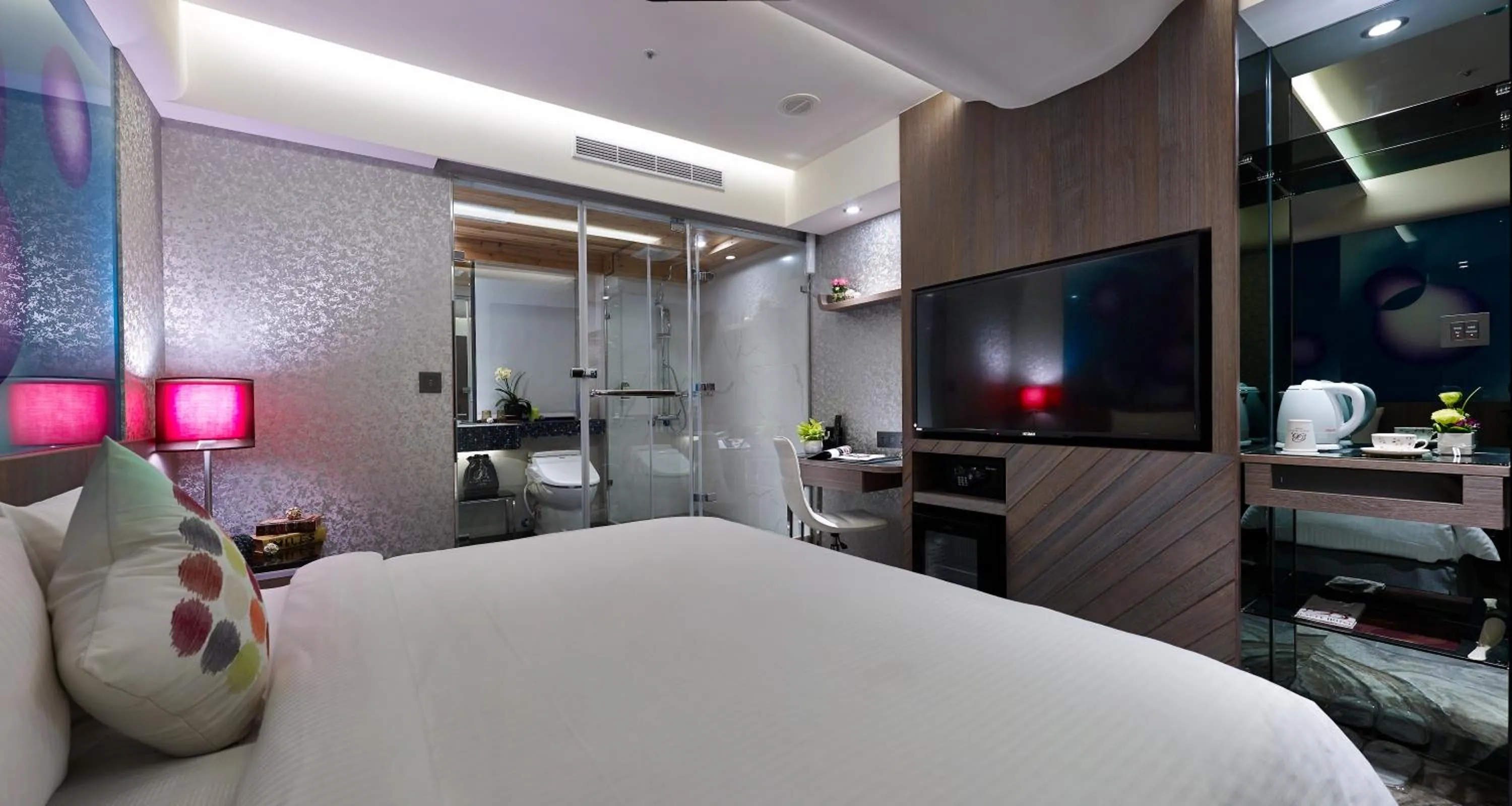 Bed in Beauty Hotels Taipei - Hotel Bfun