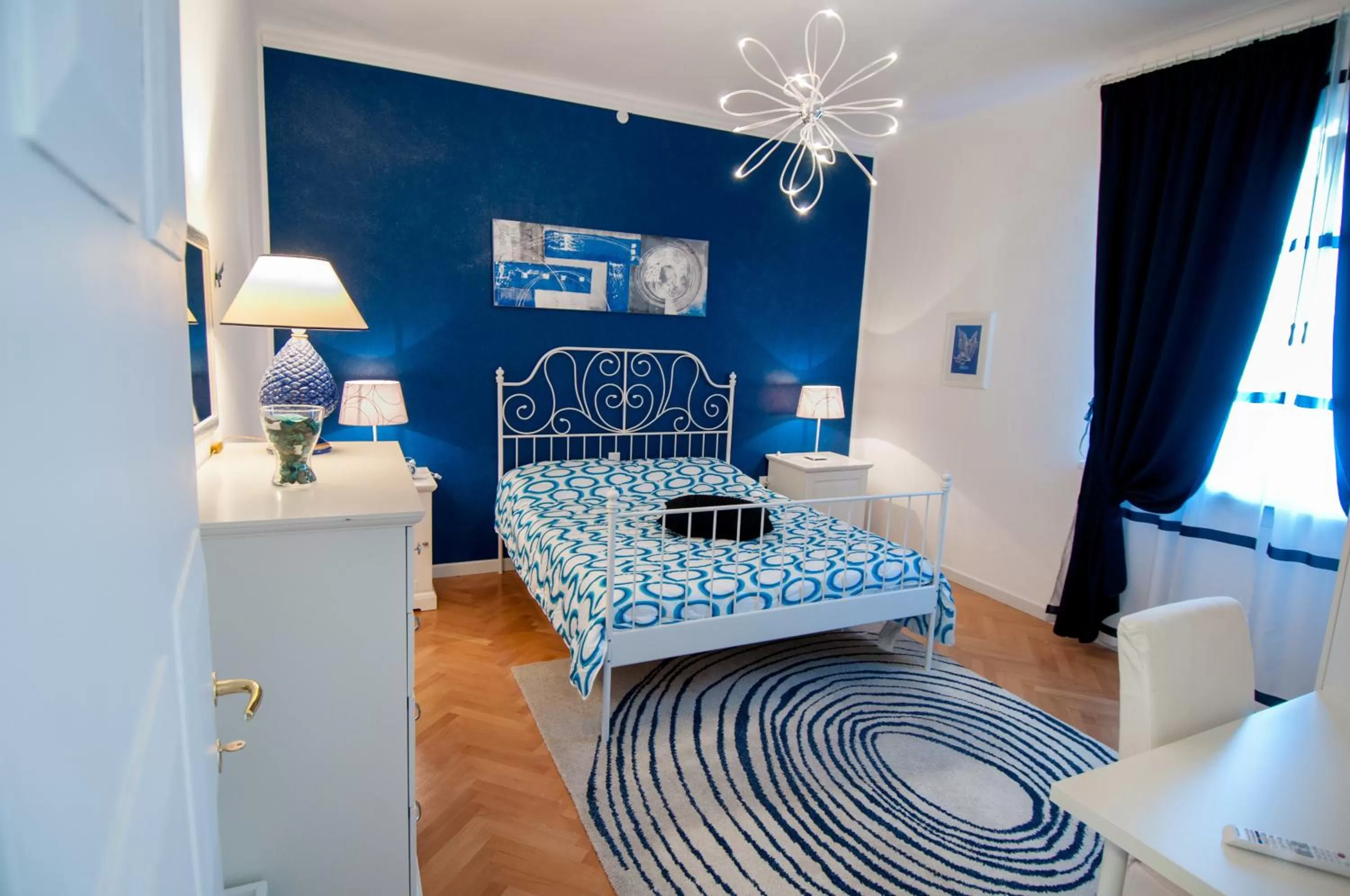 Shower, Bed in B&B Gasiso