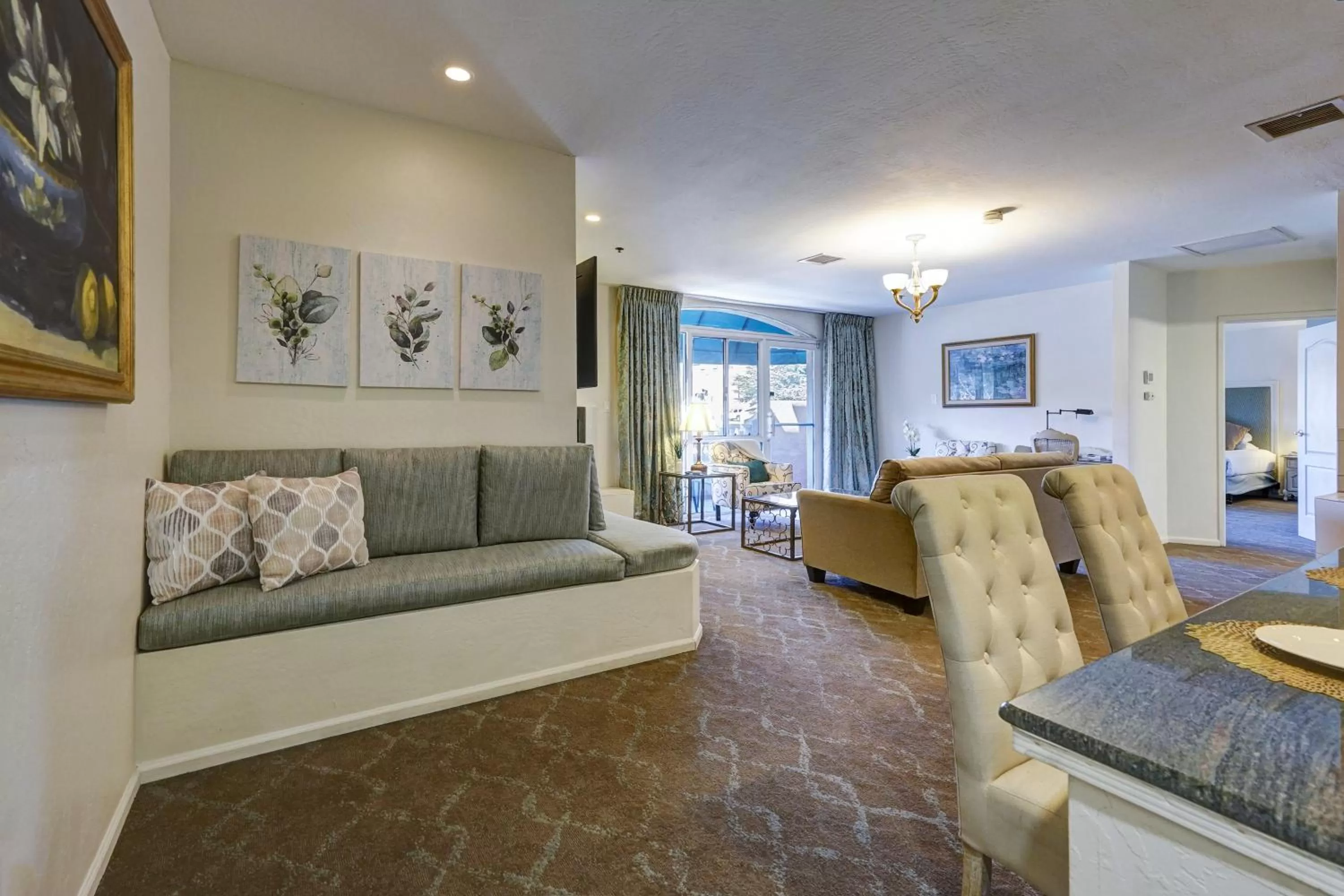 Living room in Forest Villas Hotel