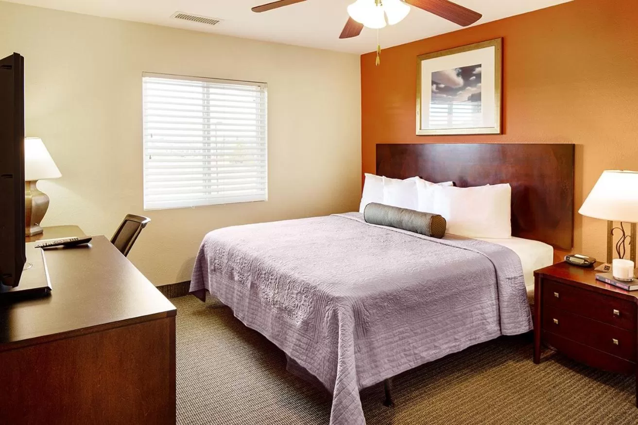 Bed in Affordable Suites Mooresville