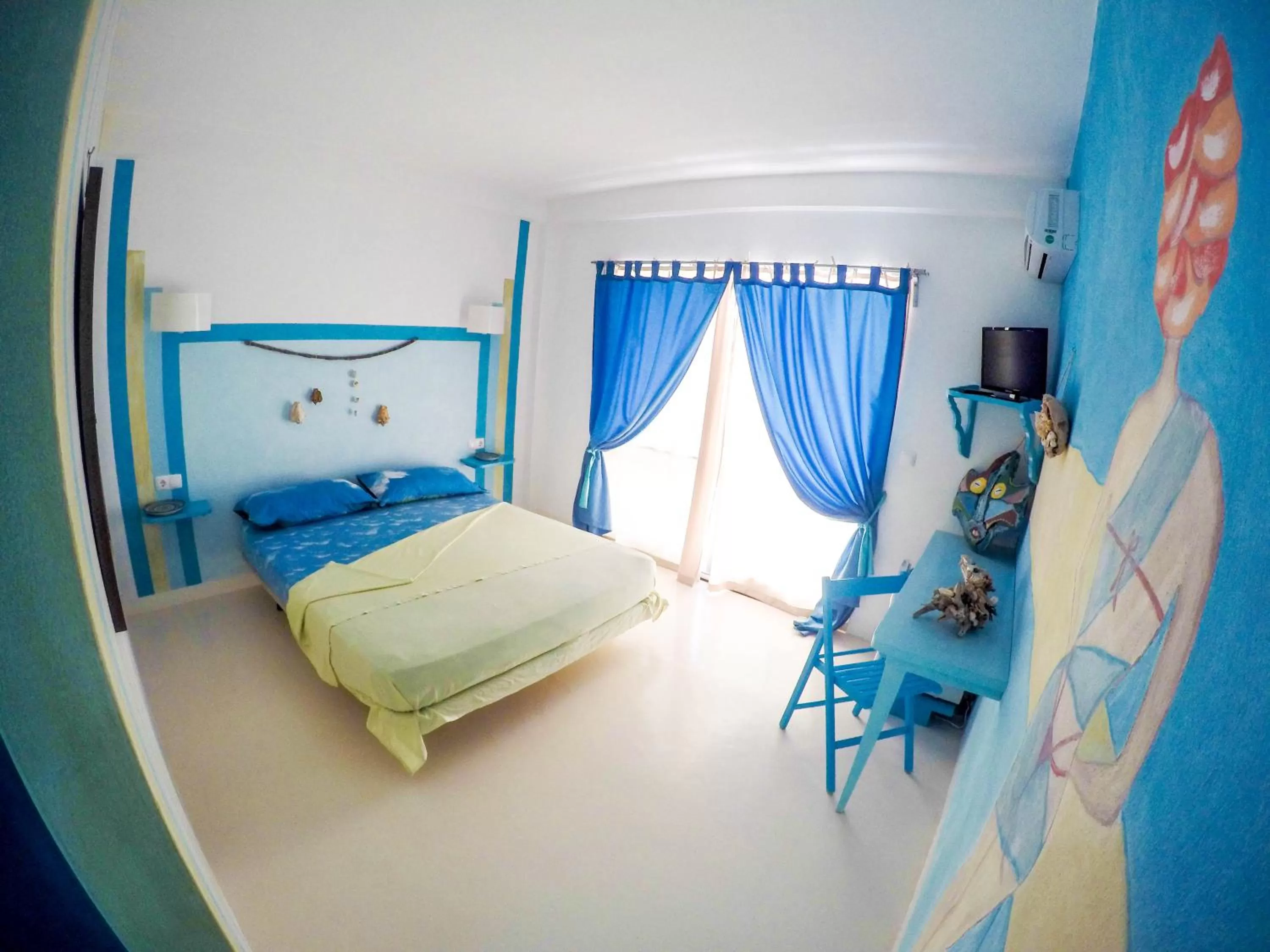 Property building, Room Photo in Pensaò Big Game Maio