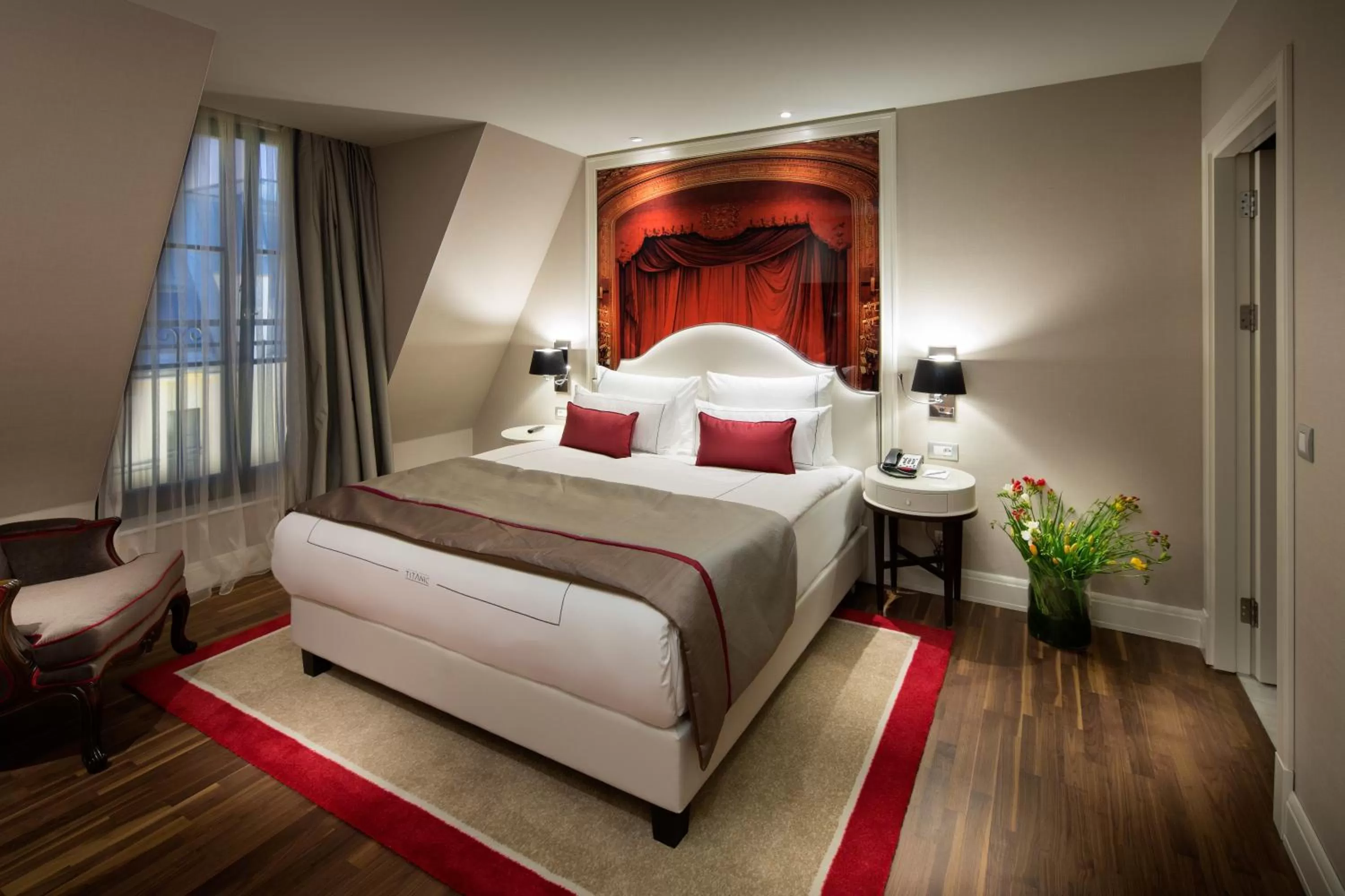 Junior Suite in TITANIC Gendarmenmarkt Berlin