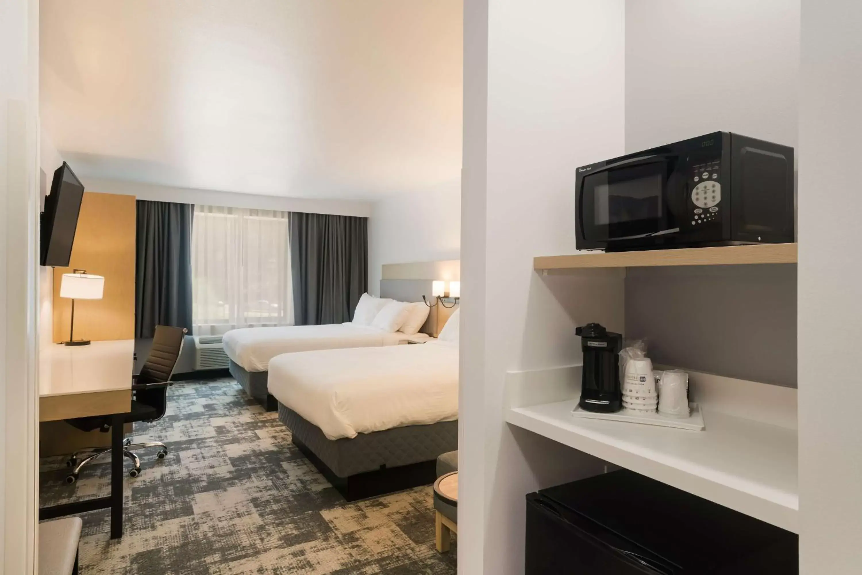 Queen Room with Two Queen Beds in Best Western Colfax Queen Room with Two Queen Beds in Best Western Colfax