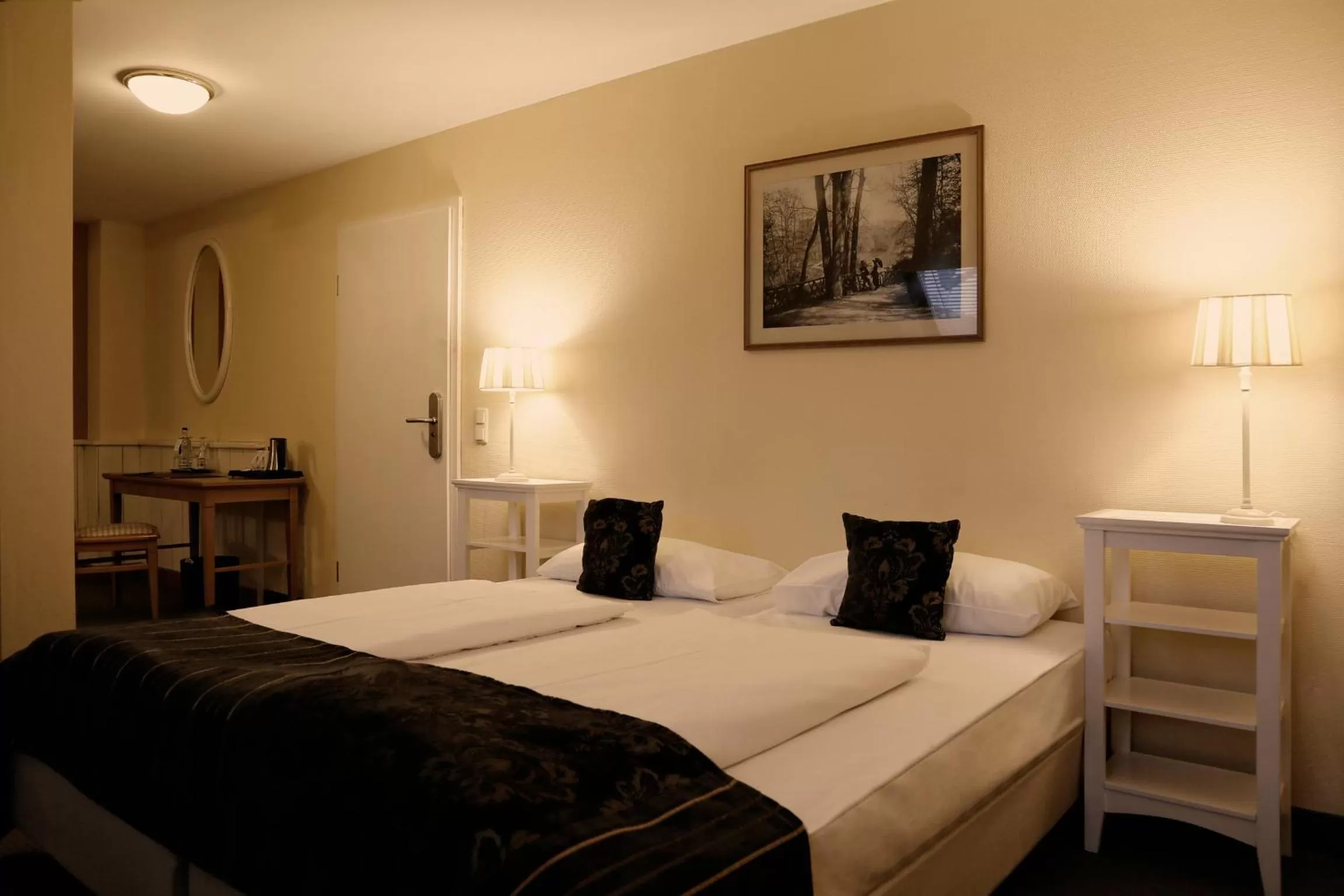 Bed in Konsumhotel Dorotheenhof Weimar