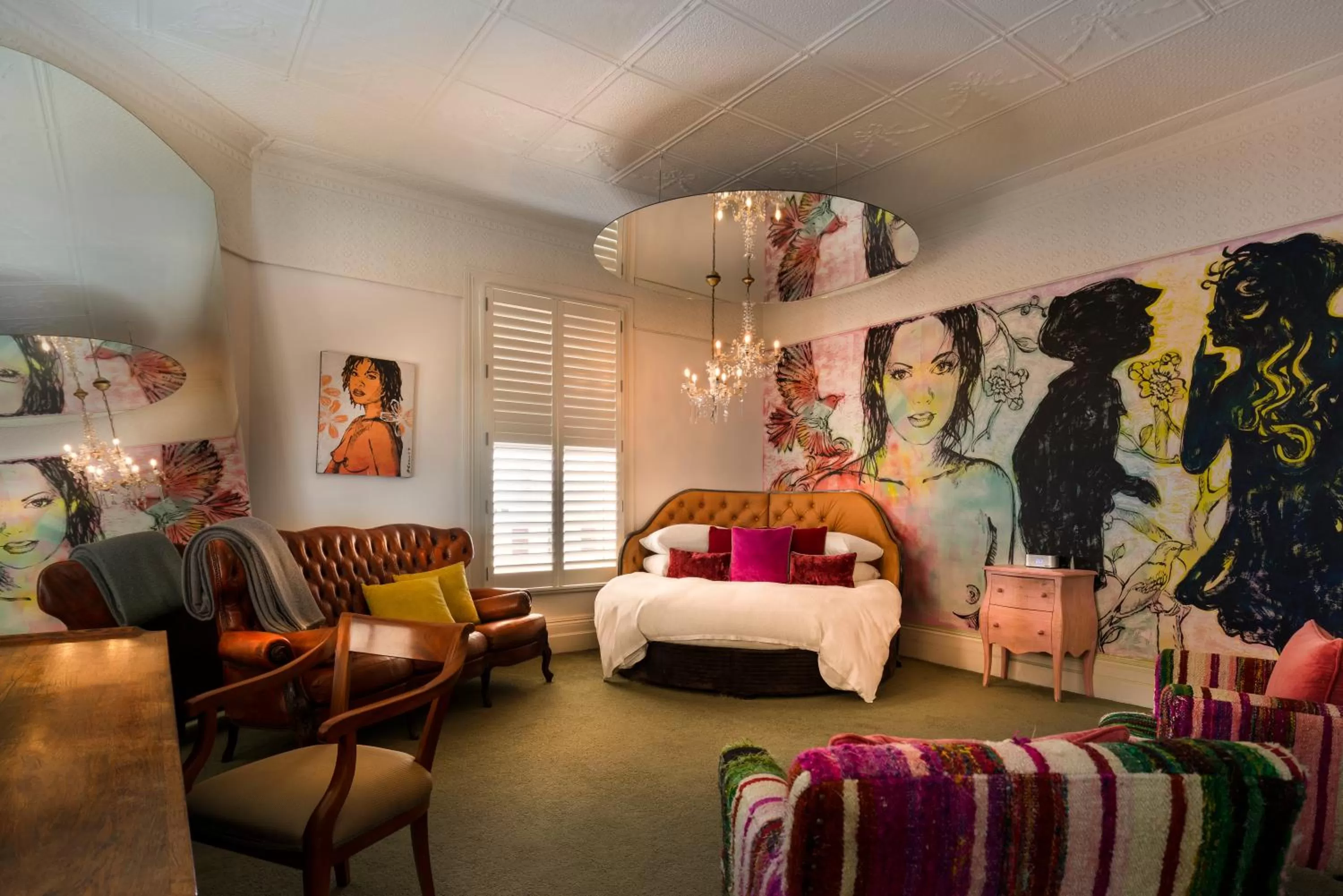 Bed in Hotel Frangos