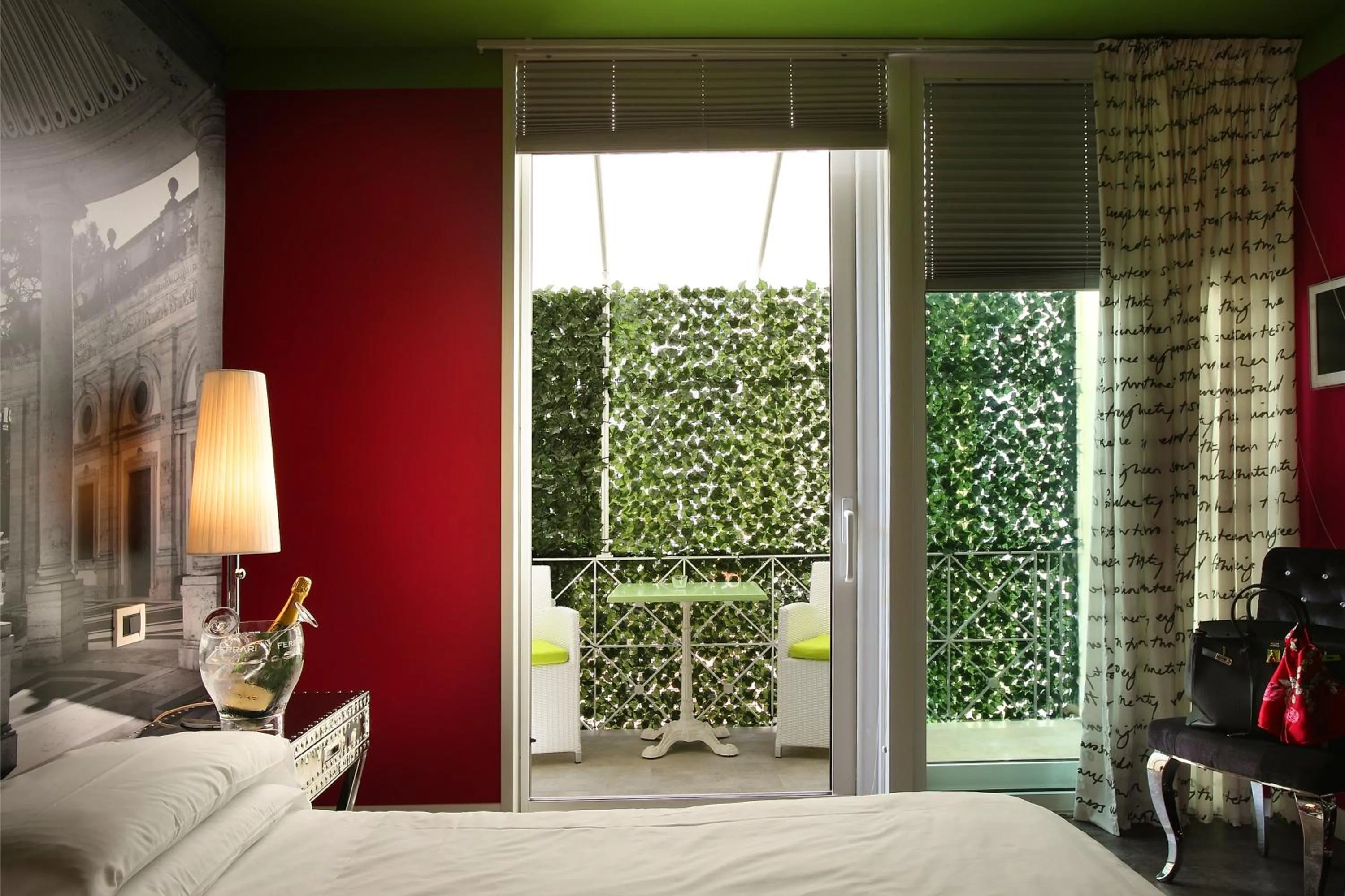 Decorative detail, Bed in Adua & Regina di Saba Wellness & Beauty