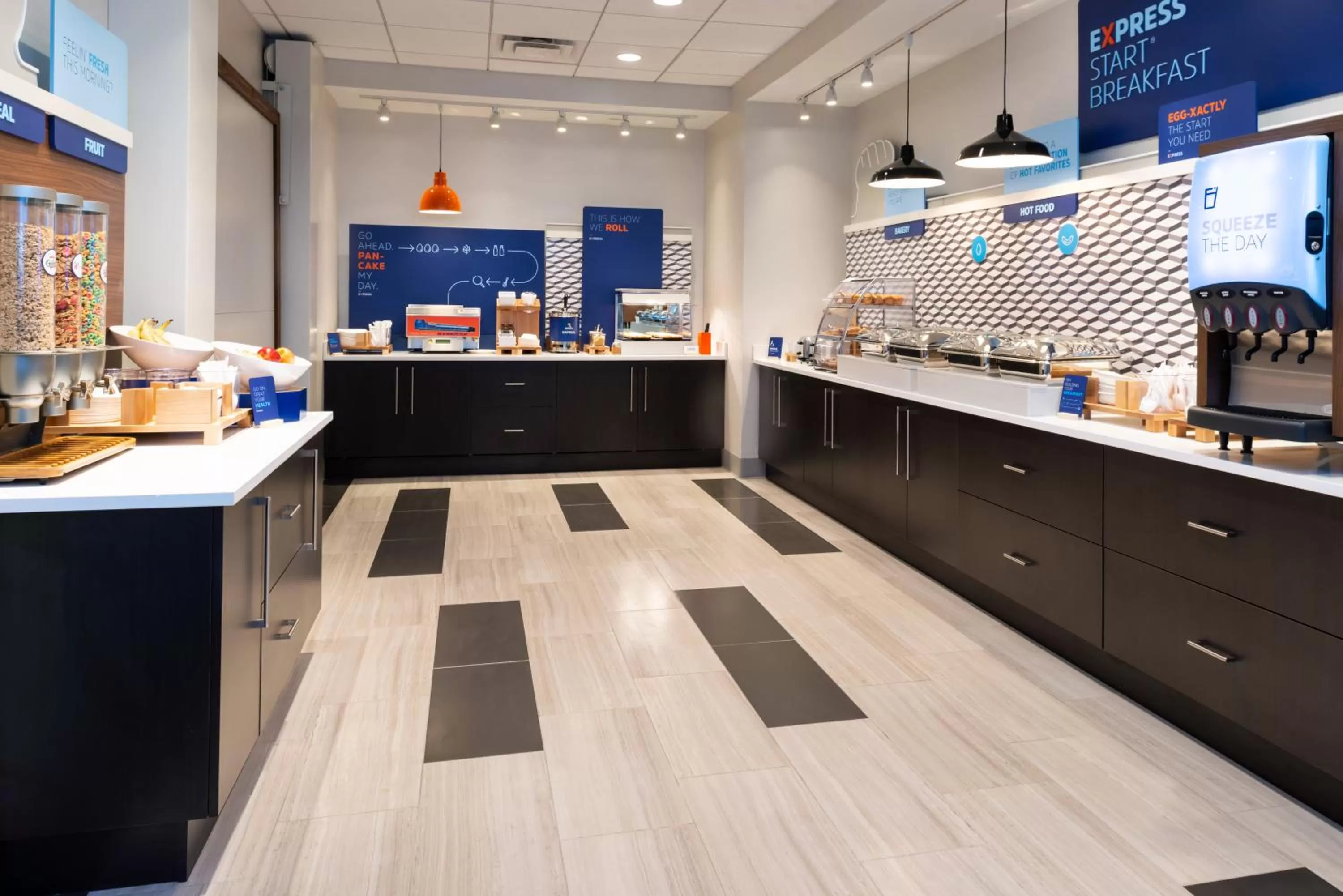 Breakfast in Holiday Inn Express & Suites - Romeoville - Joliet North by IHG