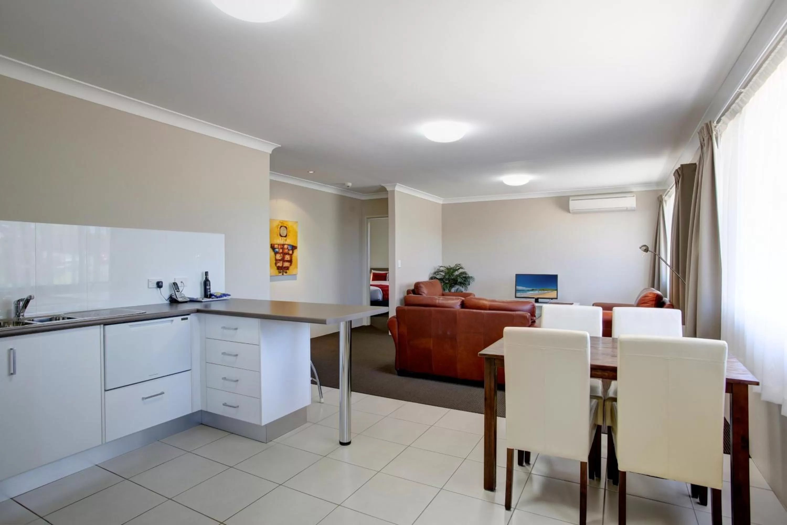 Kitchen or kitchenette in Quality Hotel City Centre