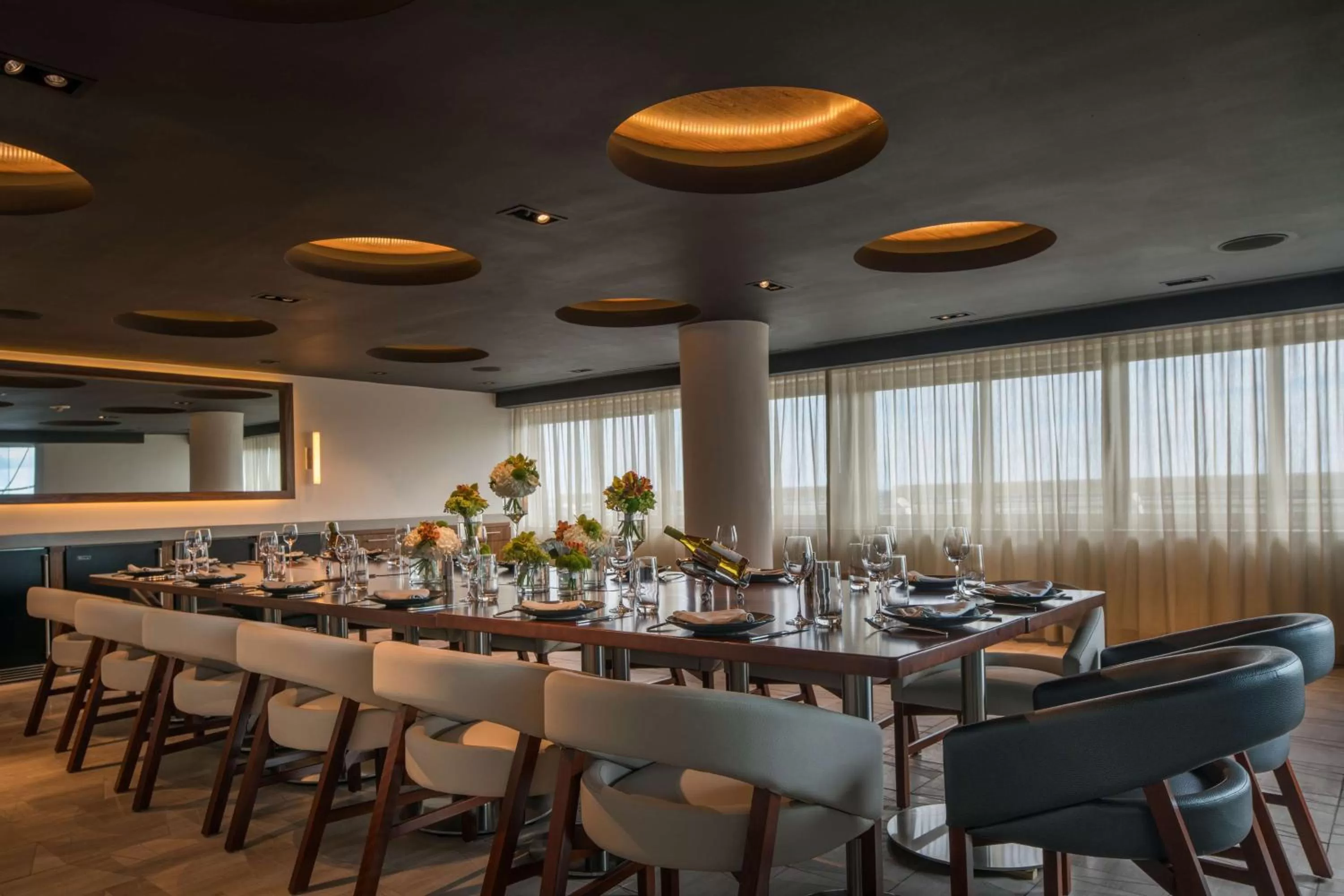 Restaurant/places to eat in Hyatt Regency Orlando International Airport Hotel