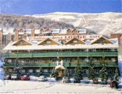 Facade/entrance in Chateau Apres Lodge