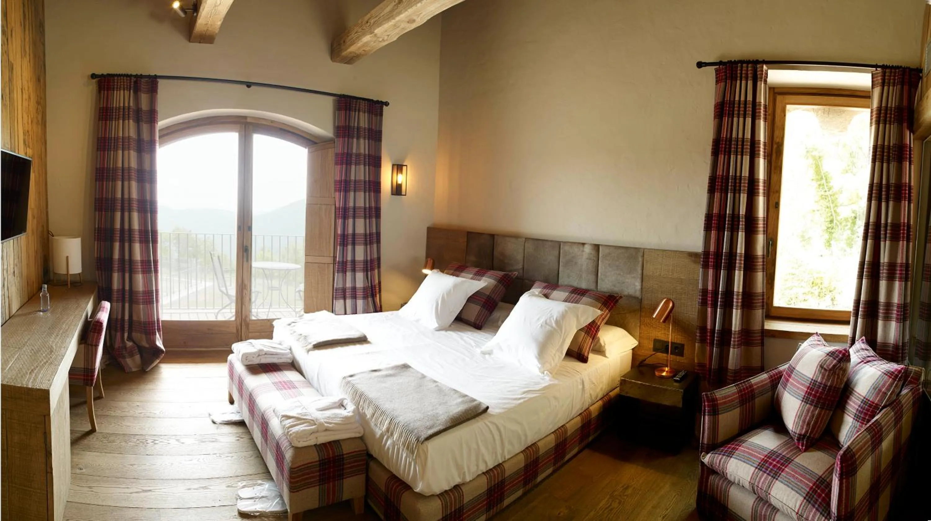 Deluxe Suite in Hotel Boutique Puig Francó